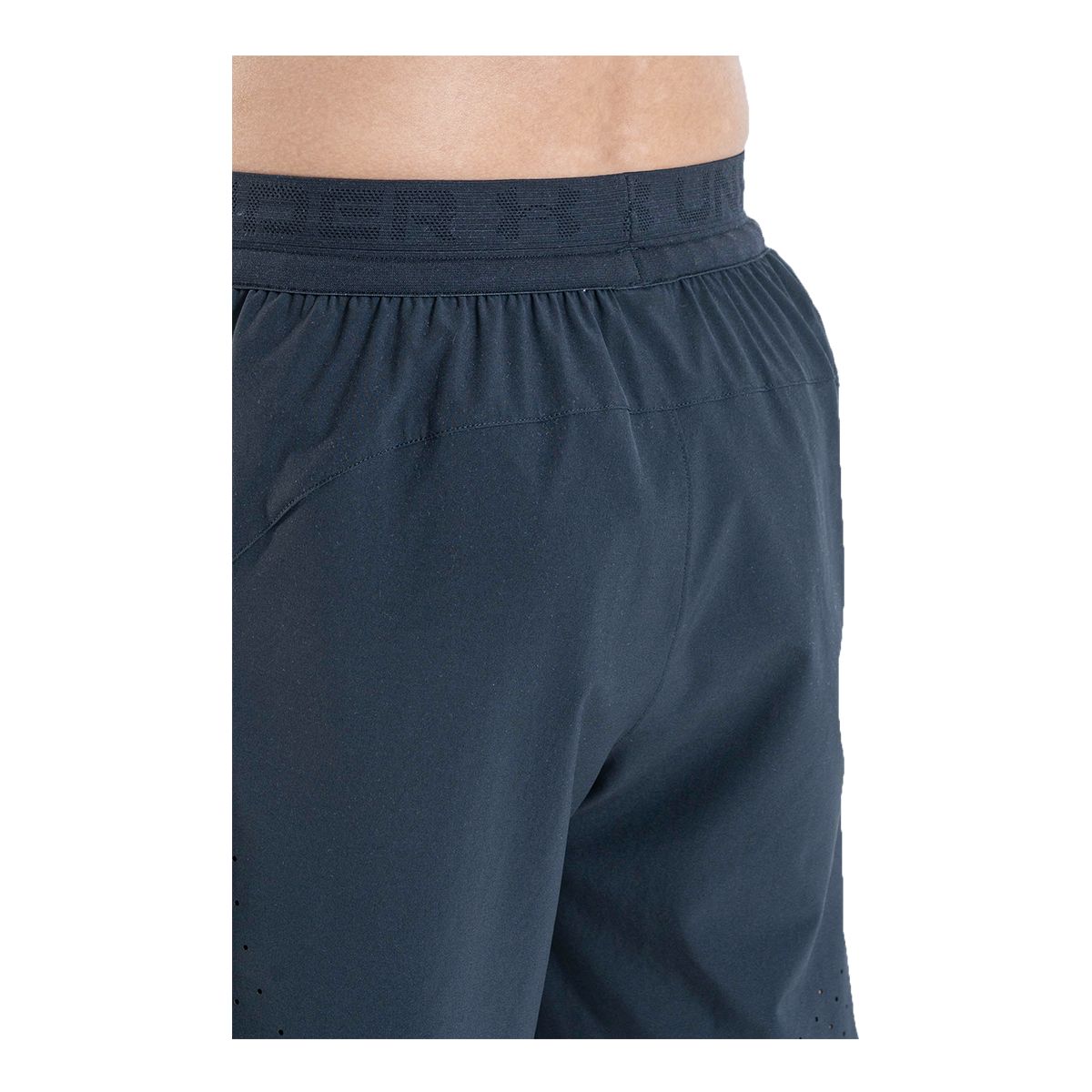 Under Armour Men's Peak 6 Inch Woven Shorts