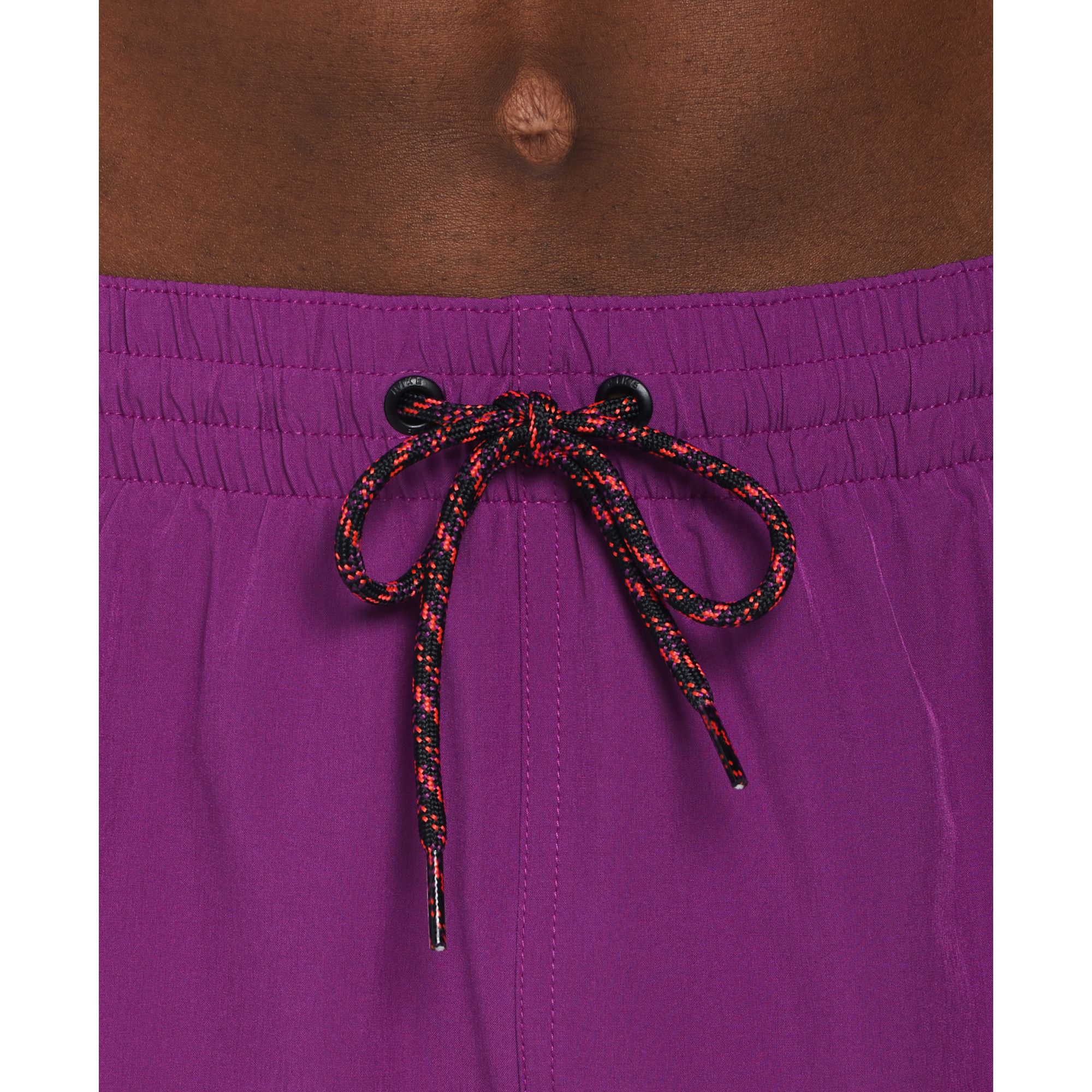 Nike Men's Sketch Outline 5 Inch Volley Shorts