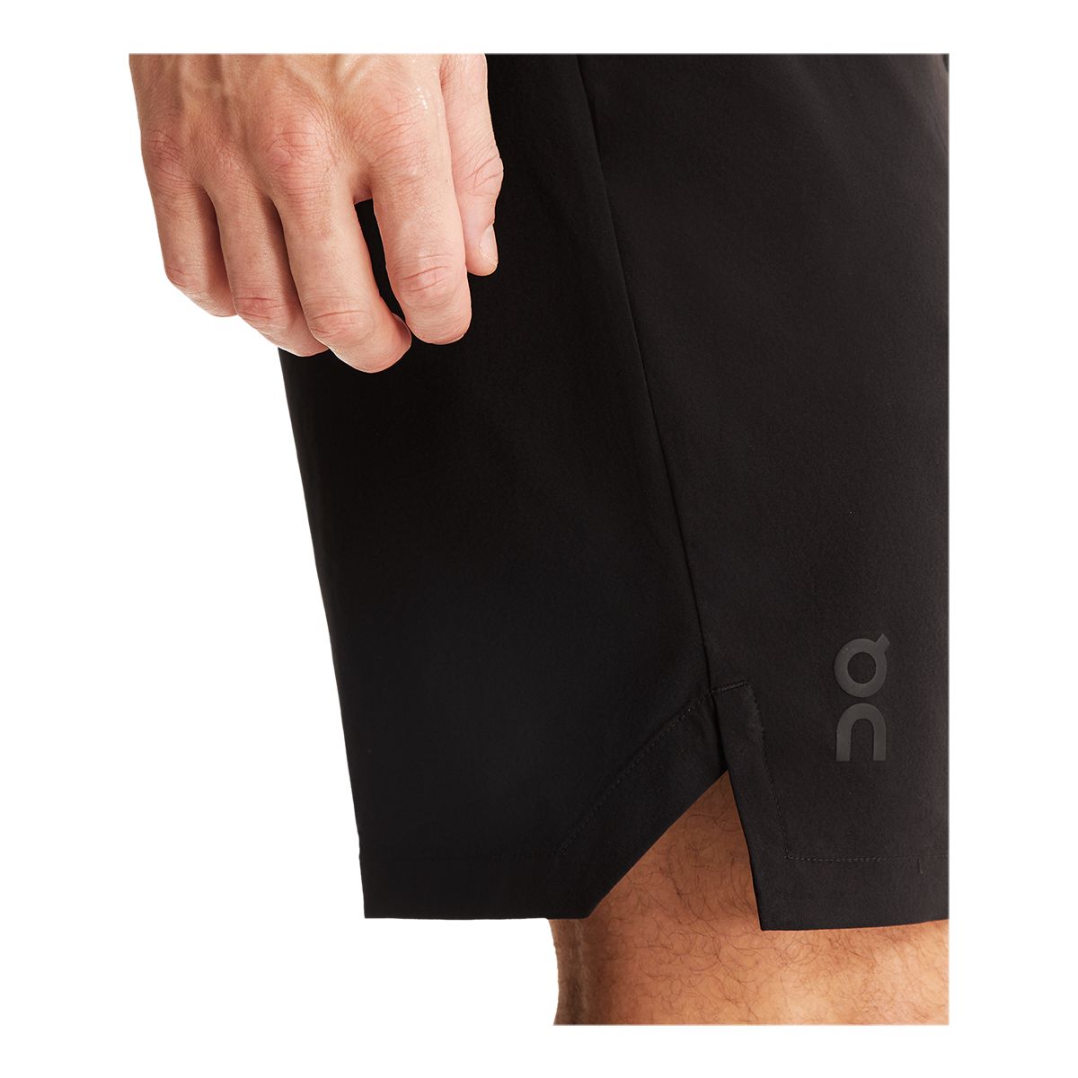 On Men's Focus 7 inch Shorts