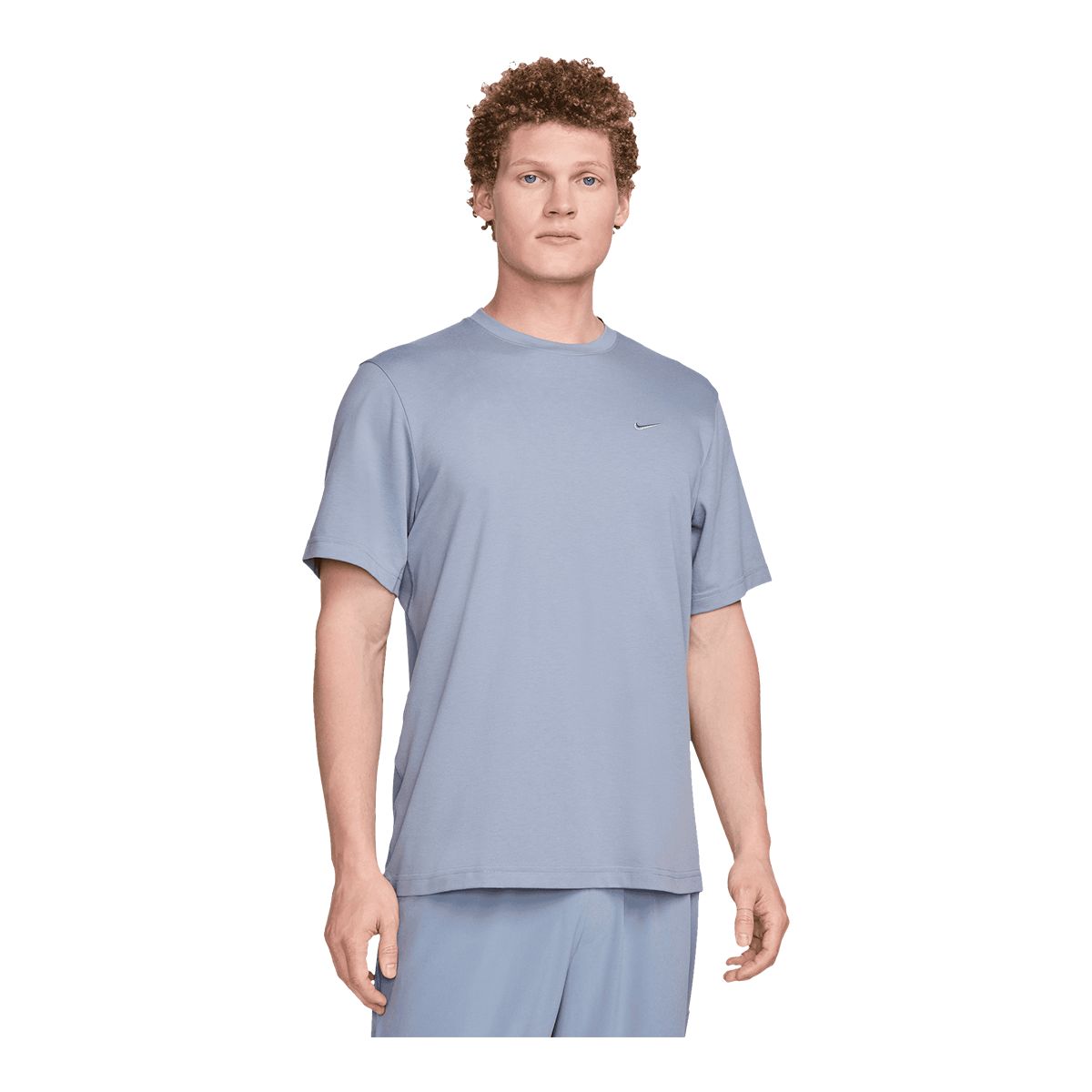 Nike Men's Dri-FIT Primary T Shirt | SportChek