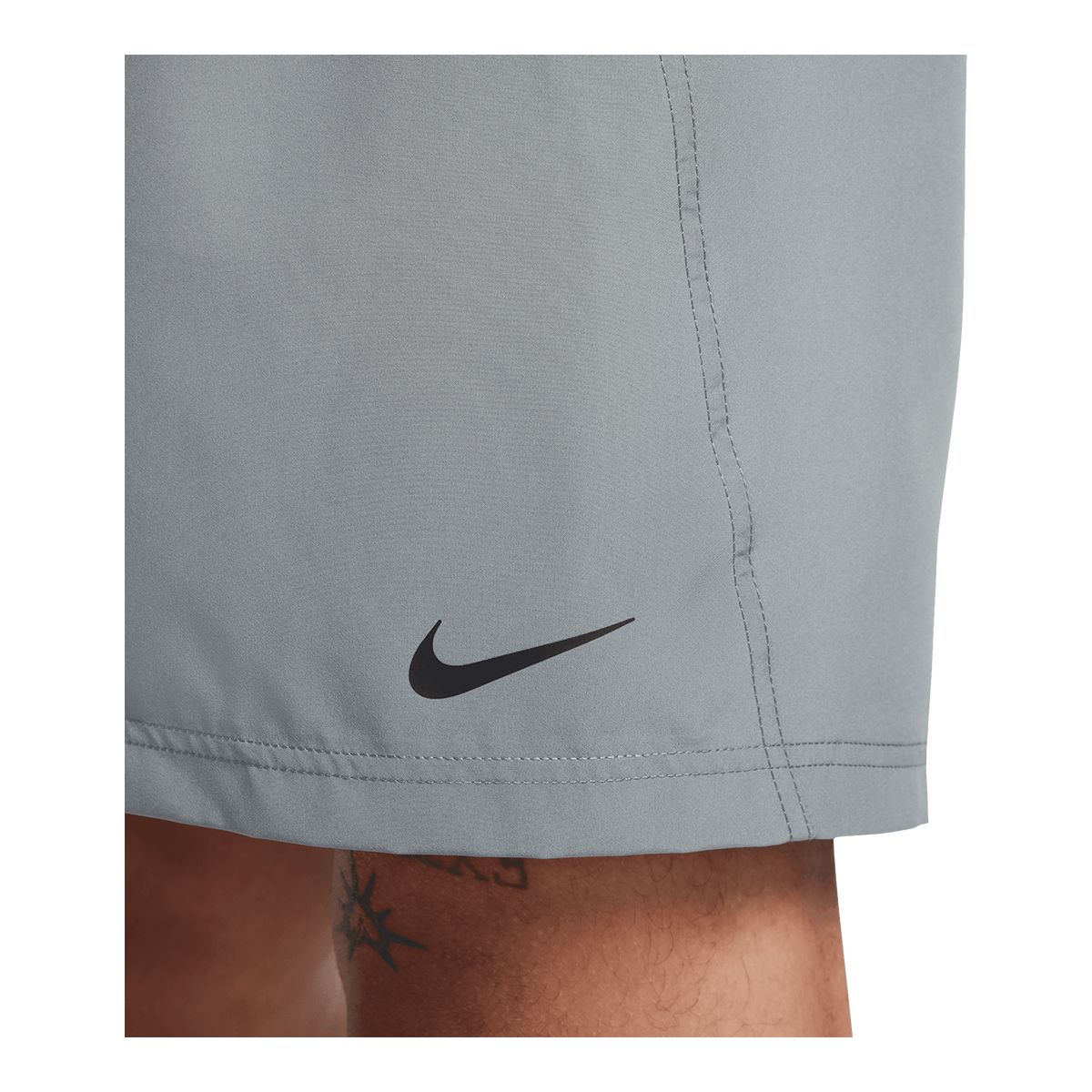 Nike Men's Dri-FIT Form 7 Inch Shorts