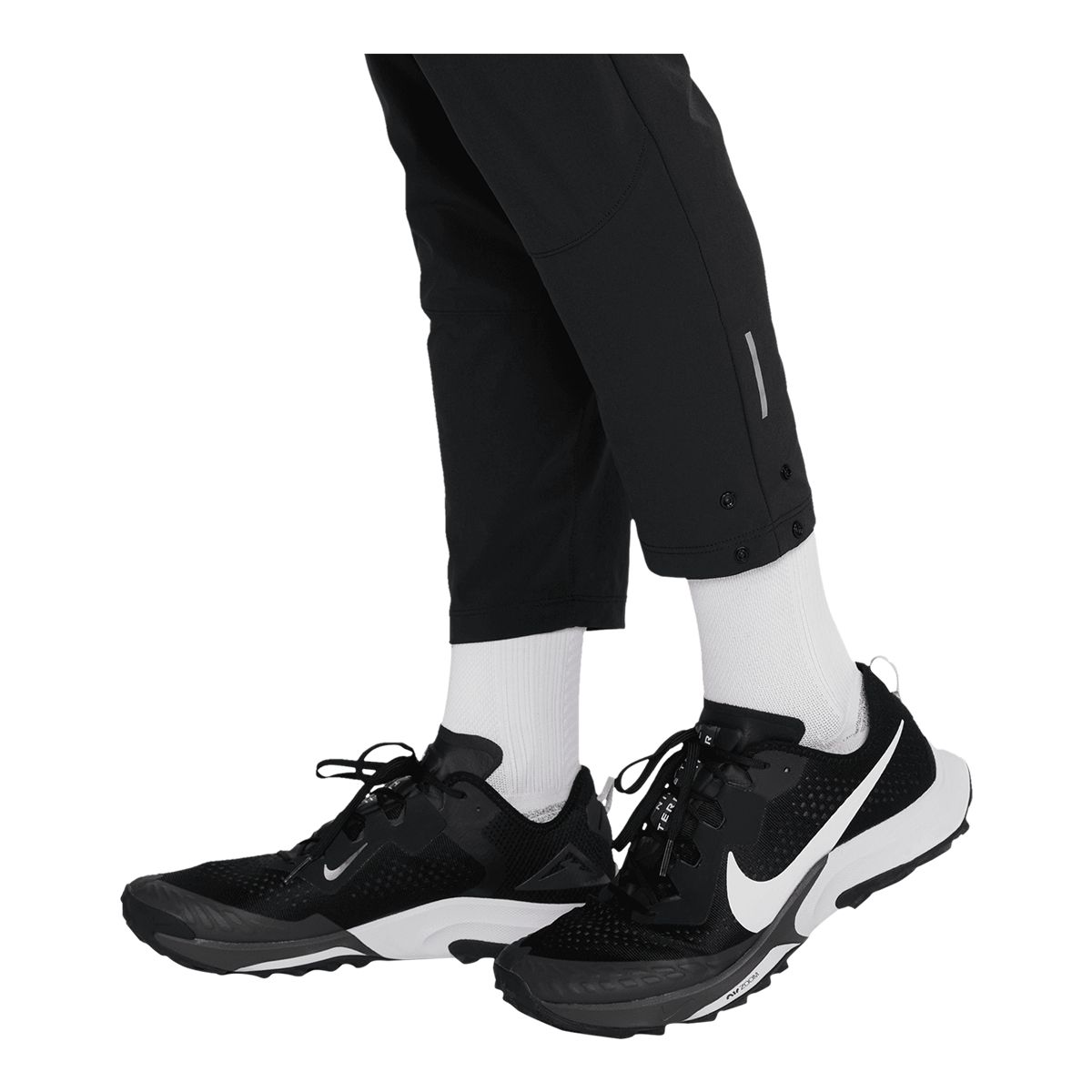 Nike Men's Dri-FIT Dawn Range Pants