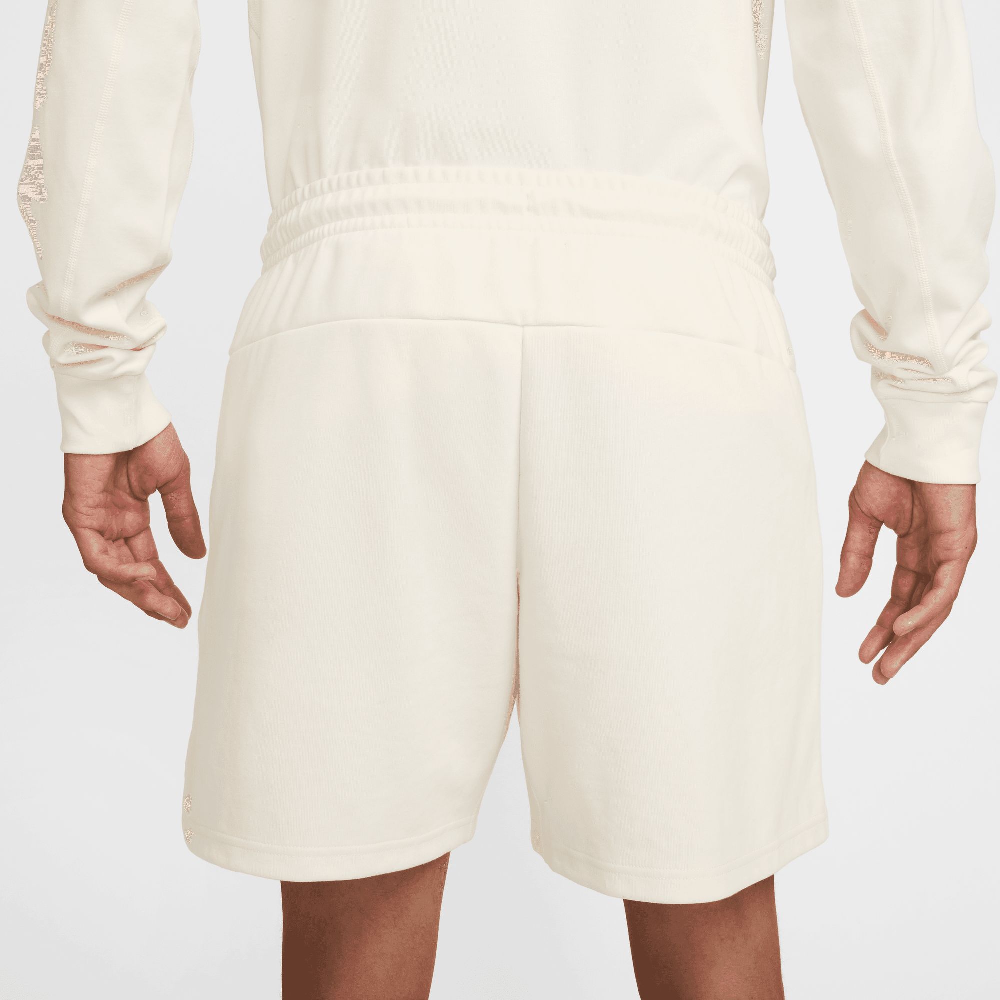 Nike Men's Primary UV 7" Shorts