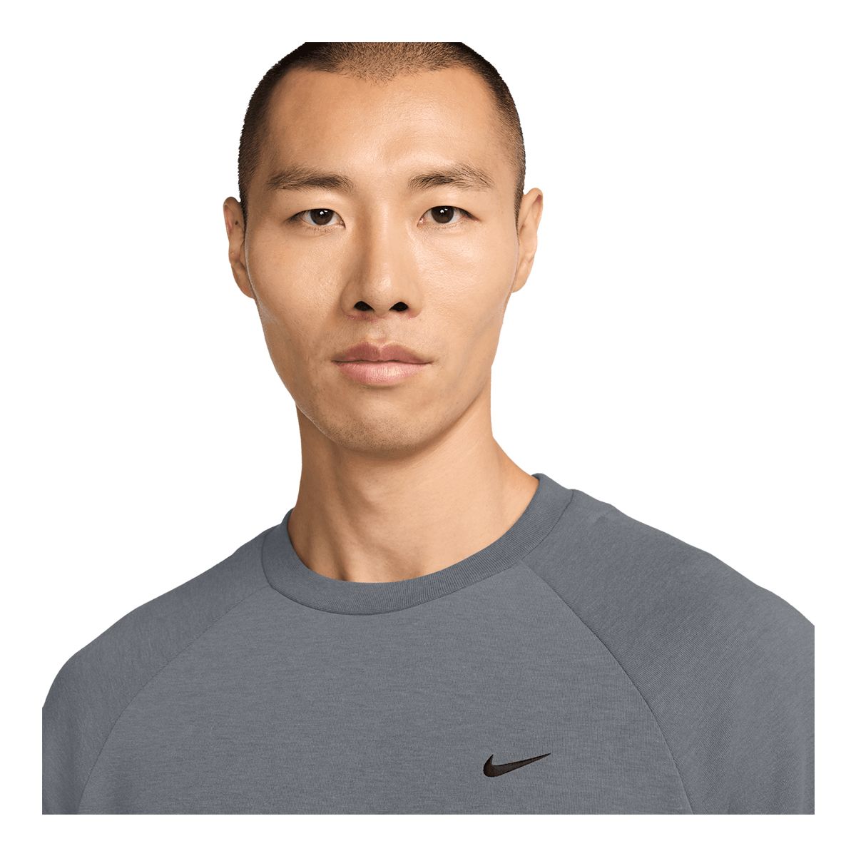 Nike Men's Primary UV Sweatshirt