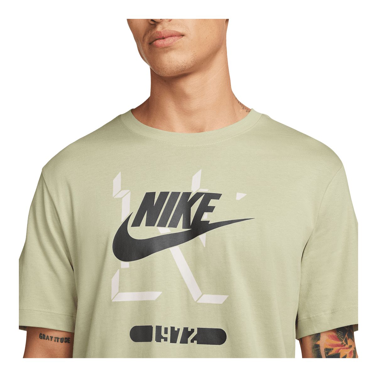 Nike Sportswear Men's Varsity Futura T Shirt