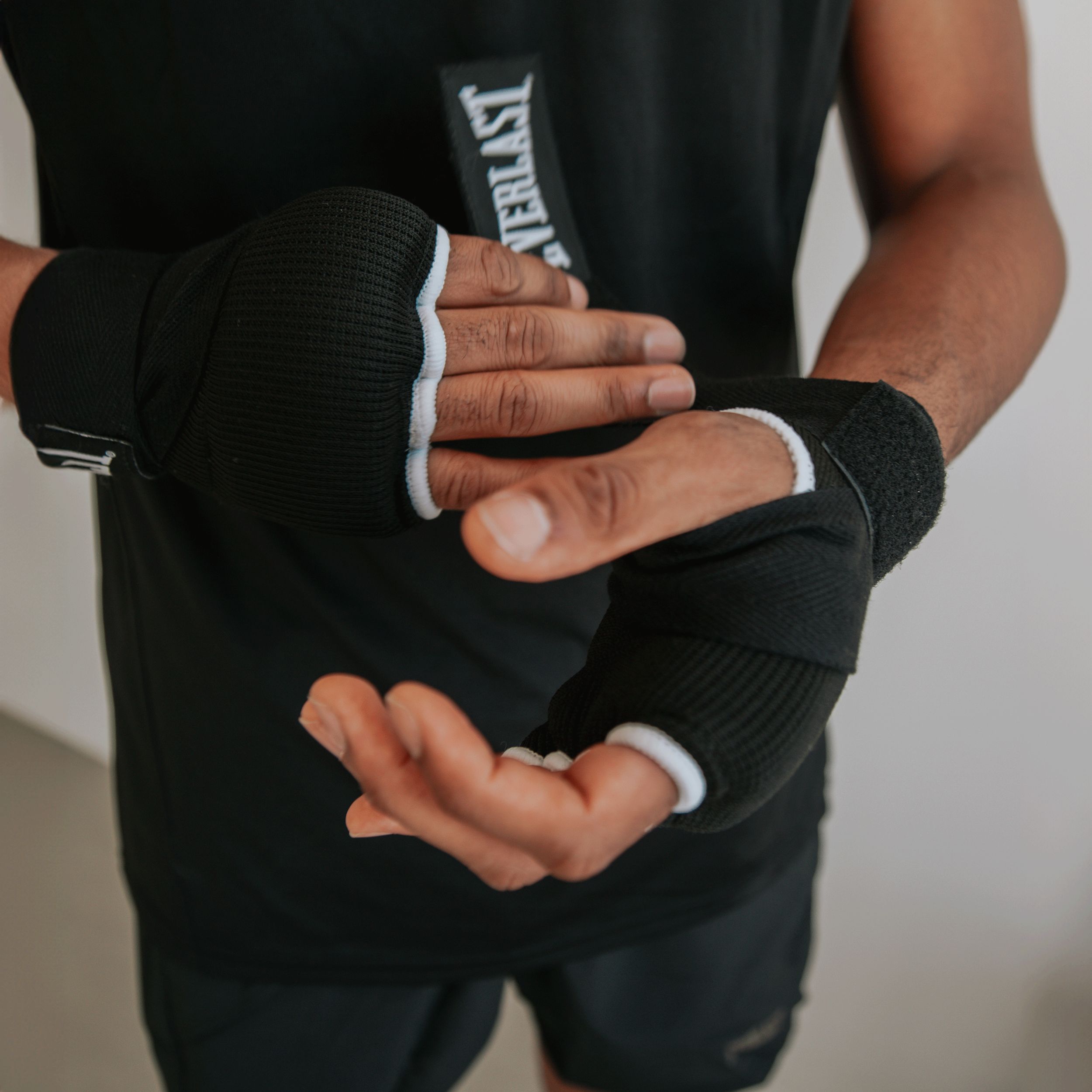 Everlast Core Large/X-Large Quickwraps