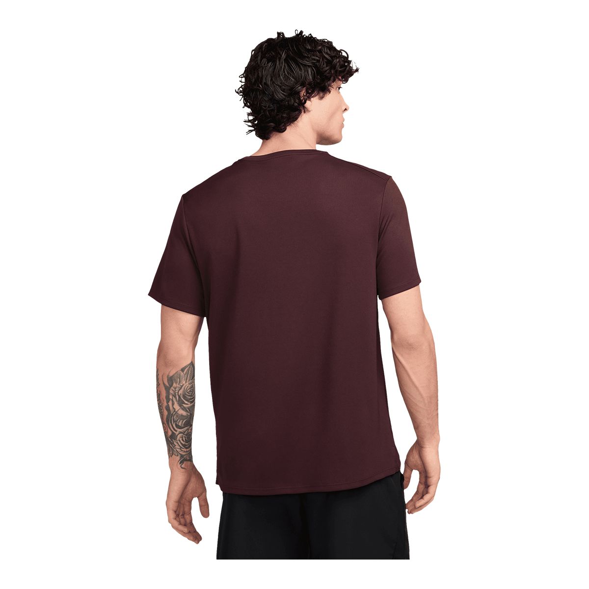 Nike Men's Miler Dri-FIT UV T-Shirt