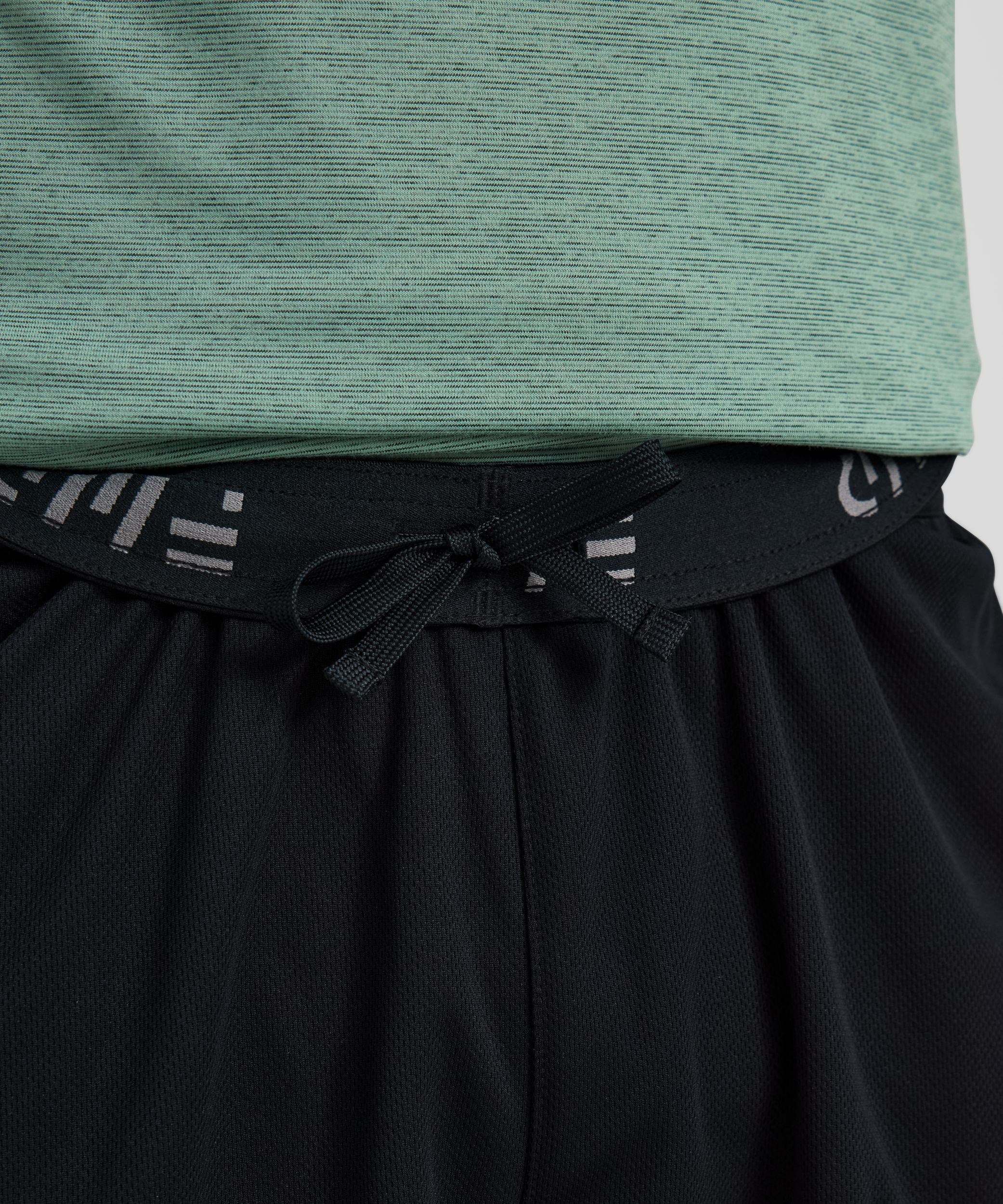 FWD Men's Recarbon 10 Inch Tech™ Mesh Shorts