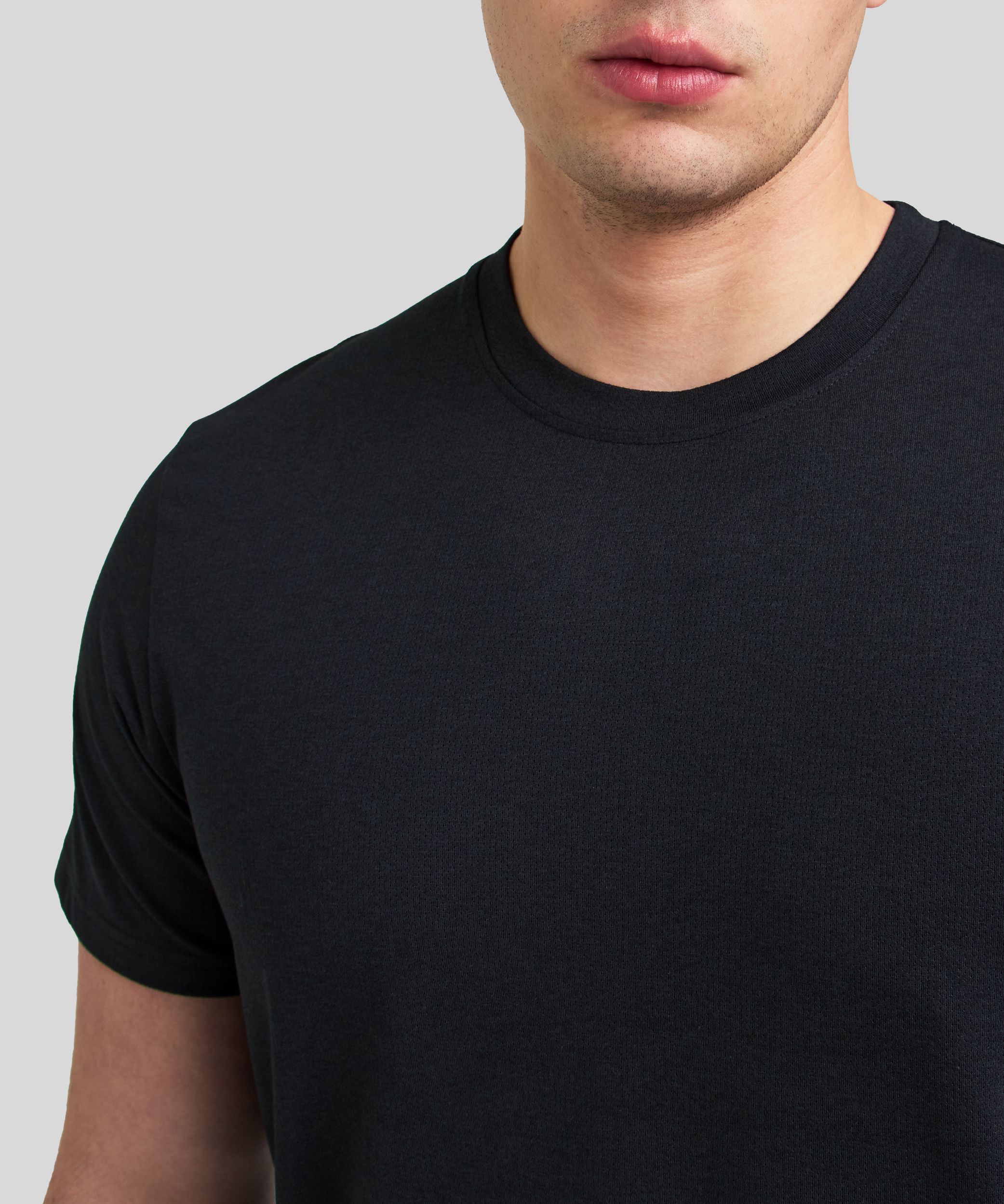 FWD Men's HIIT Mesh T-Shirt