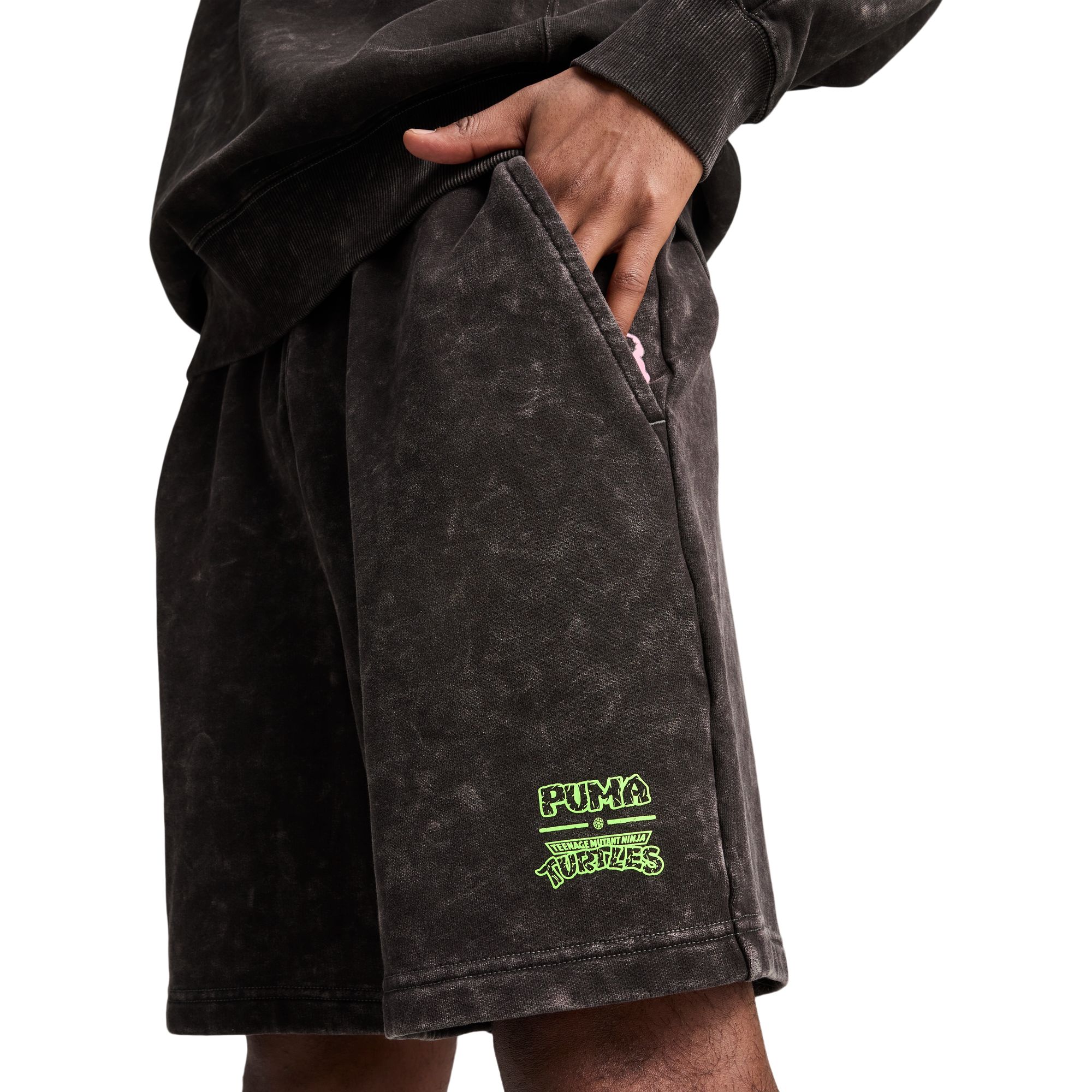 PUMA x TMNT Men's 6" Shorts