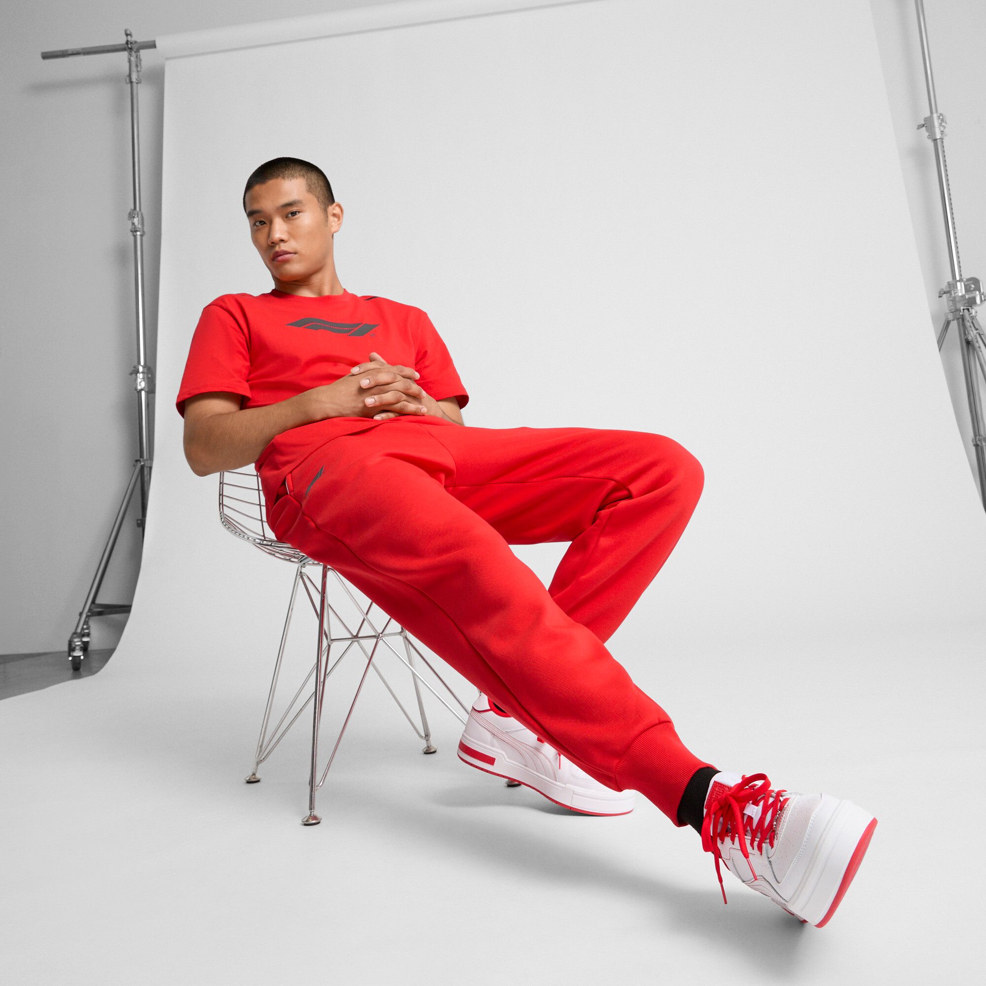 PUMA Men's F1 ESS+ Relaxed T Shirt