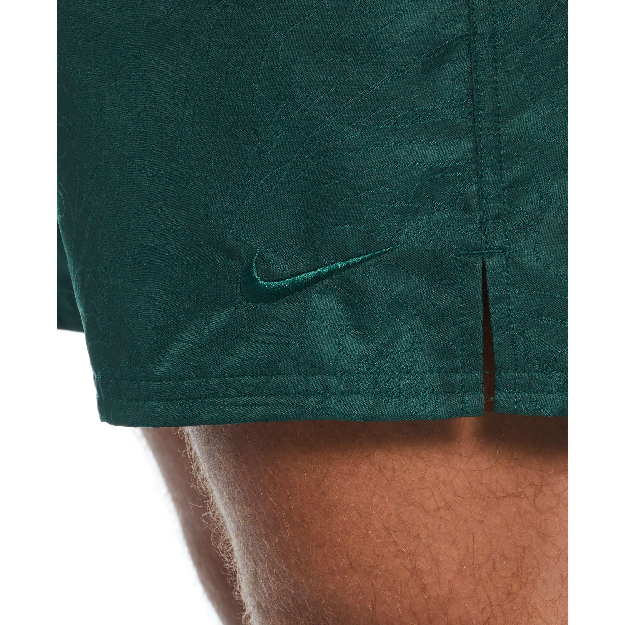 Nike Men's Jacquard 7 Inch Volley Shorts