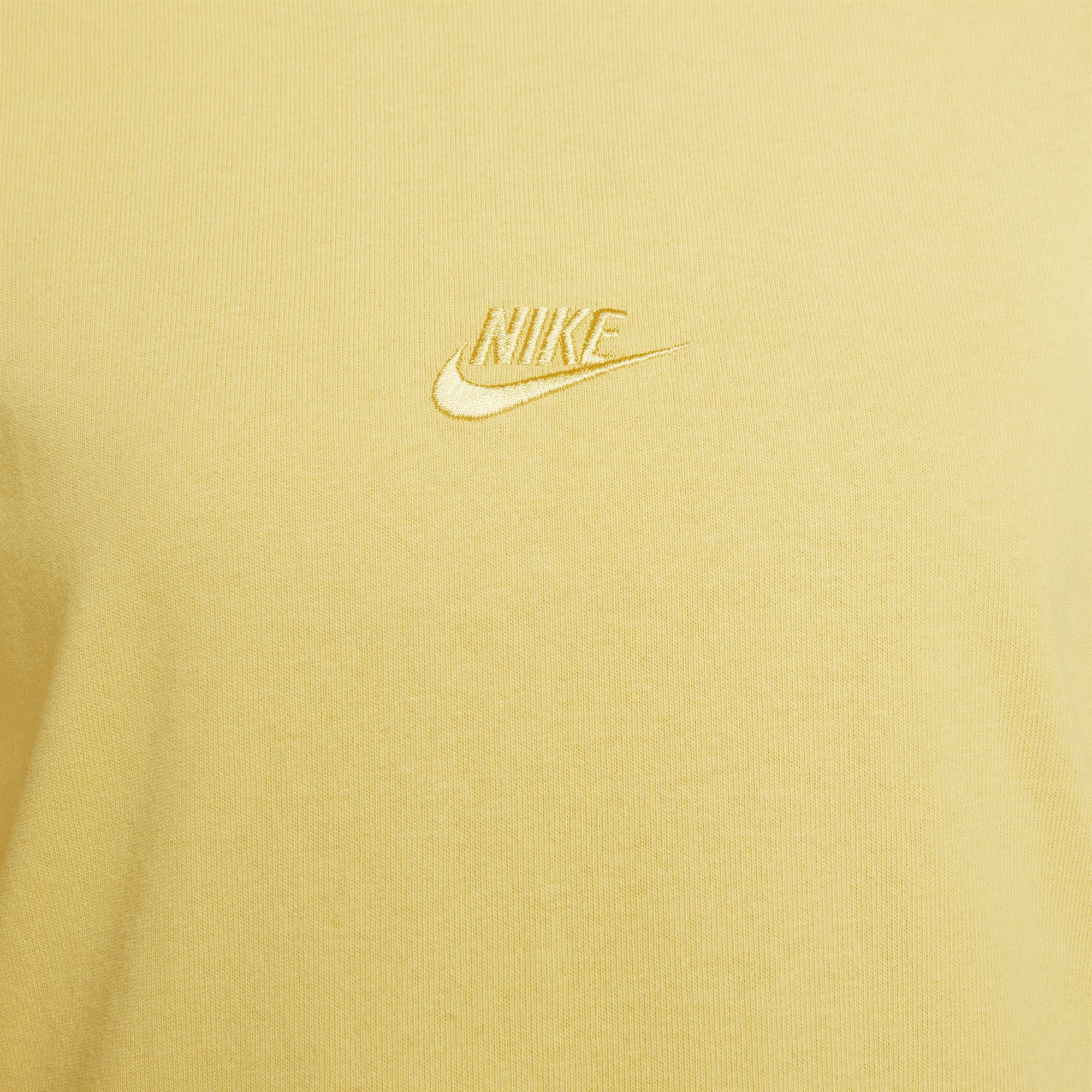 Nike Sportswear Men's Premium Essentials Sustainable T-Shirt