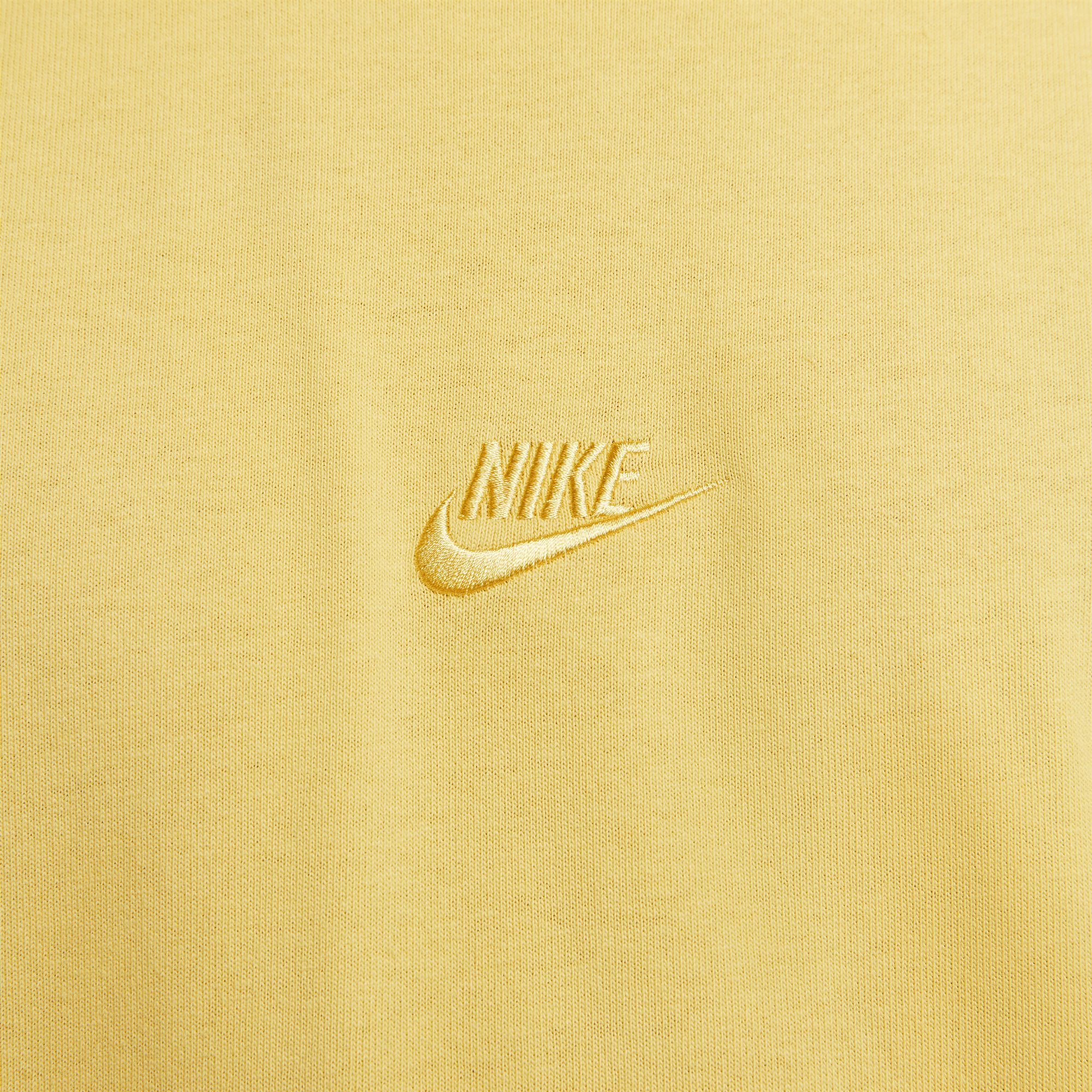 Nike Sportswear Men's Premium Essentials Sustainable T-Shirt