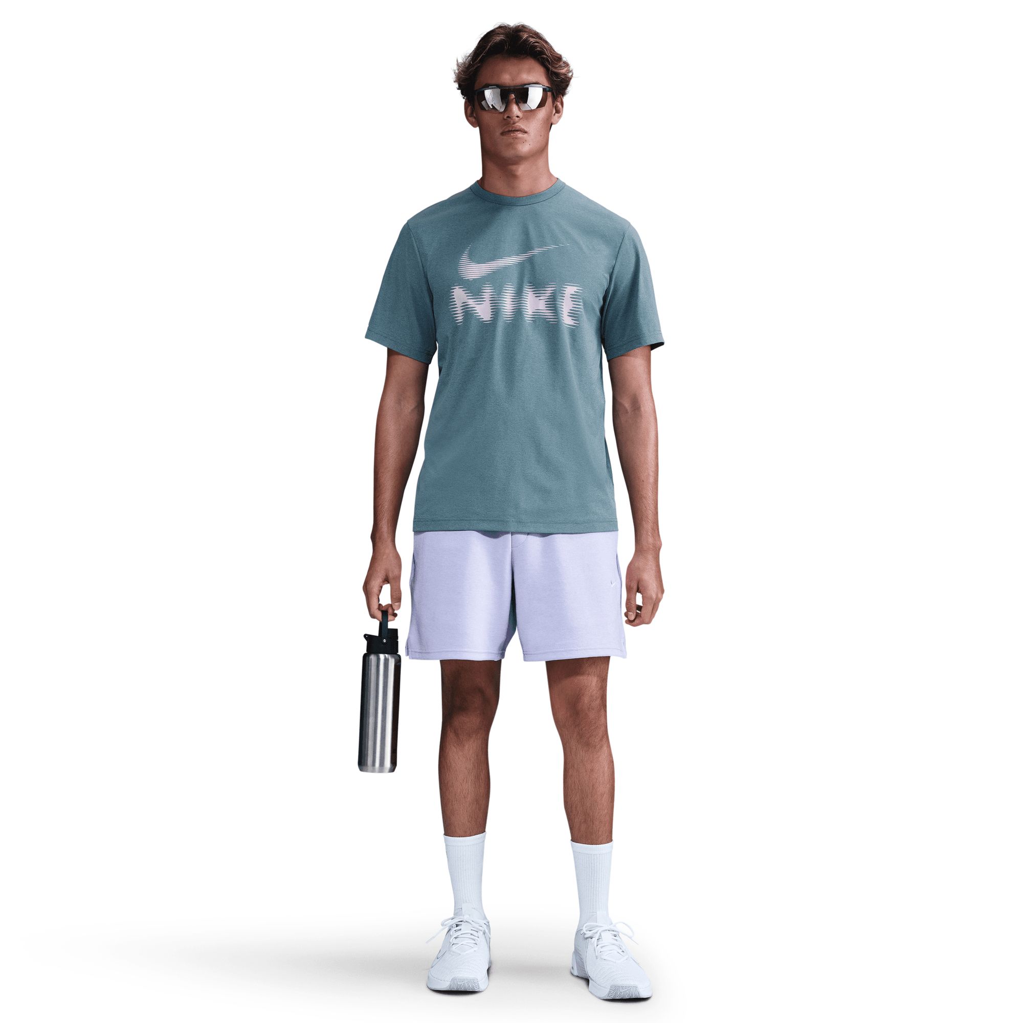 Nike Men's Dri-FIT Hyverse Graphic T Shirt