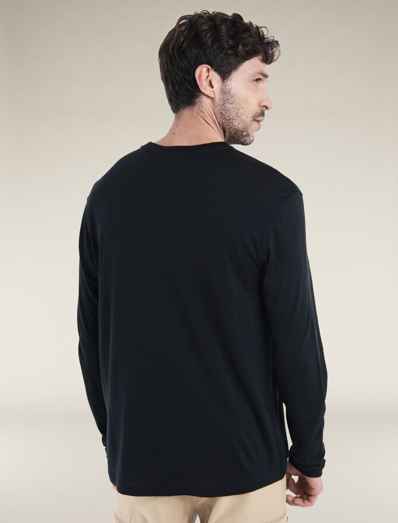 Icebreaker Men's 150 Tech Lite Relaxed Pocket Long Sleeve T Shirt