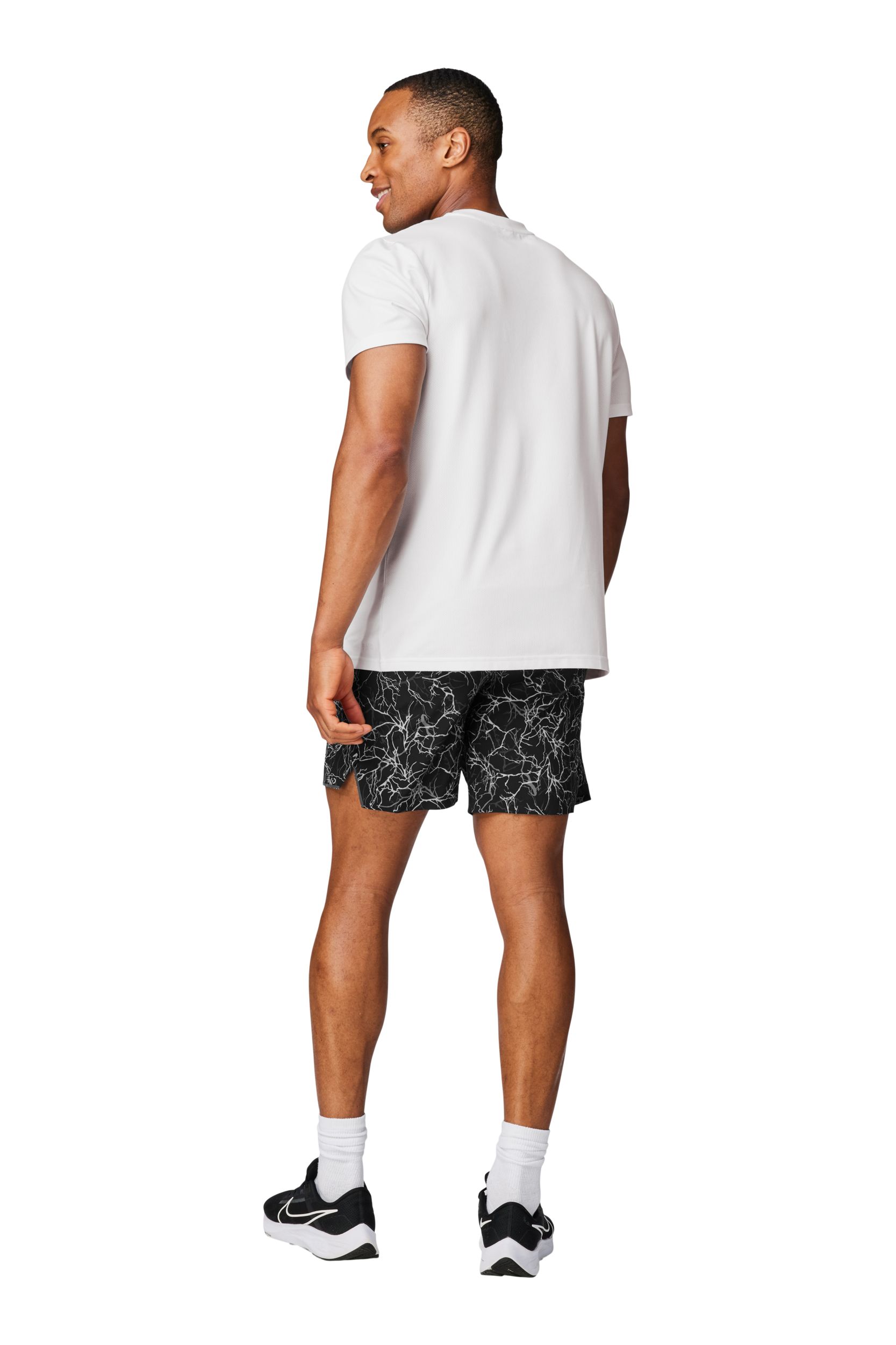 FWD Men's Aviate 7 Inch Unlined Shorts