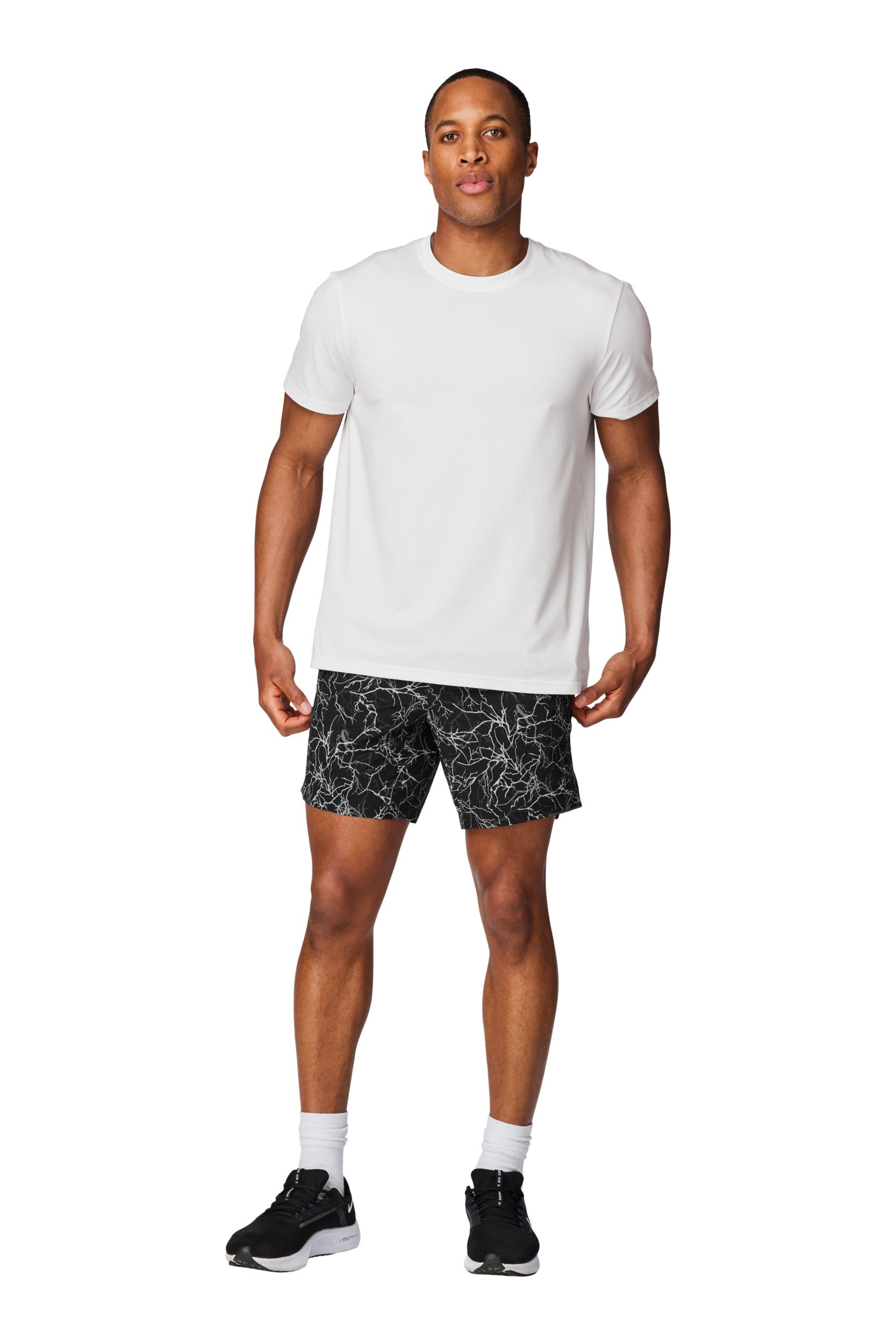 FWD Men's Aviate 7 Inch Unlined Shorts