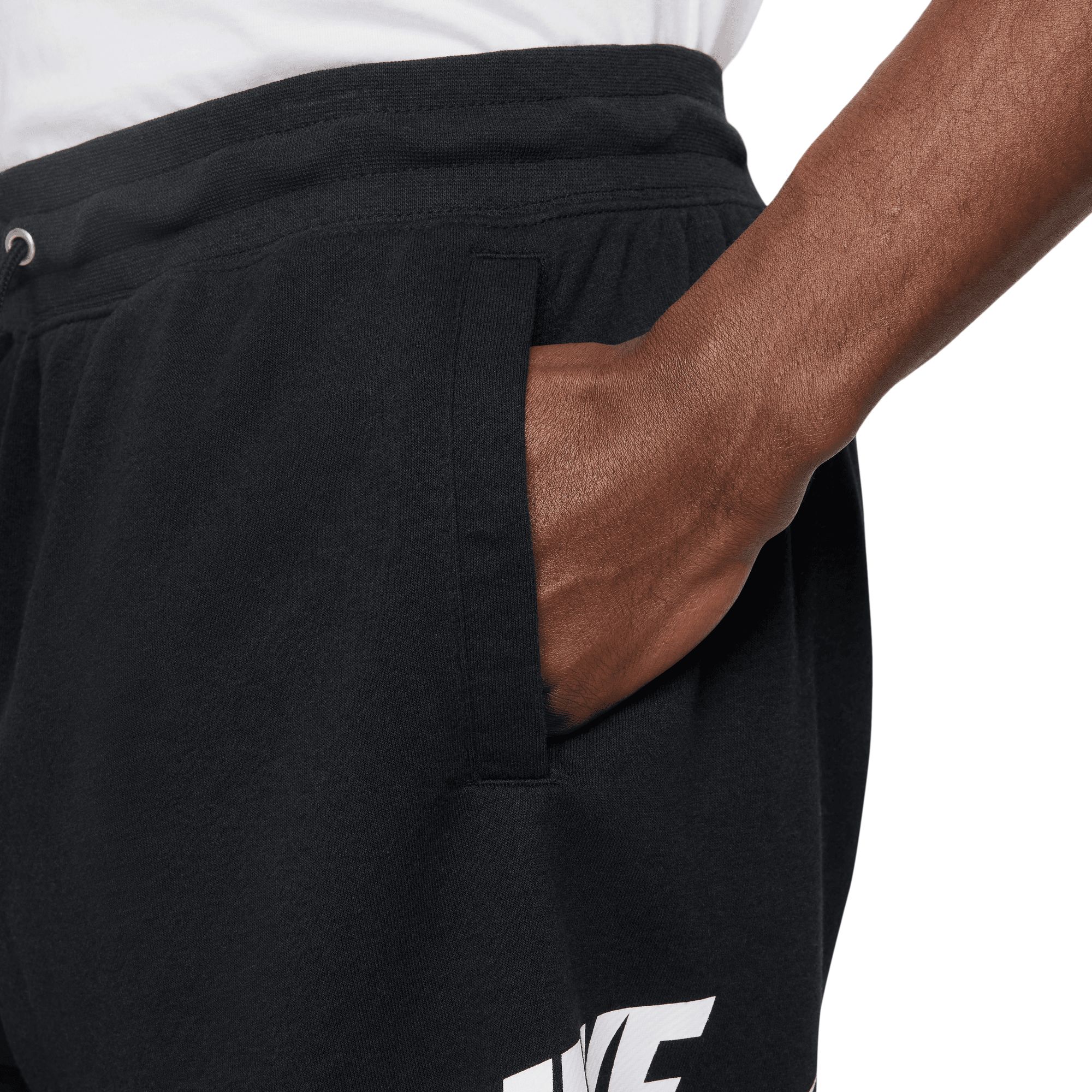 Nike Sportswear Men's Alumni Terry Shorts