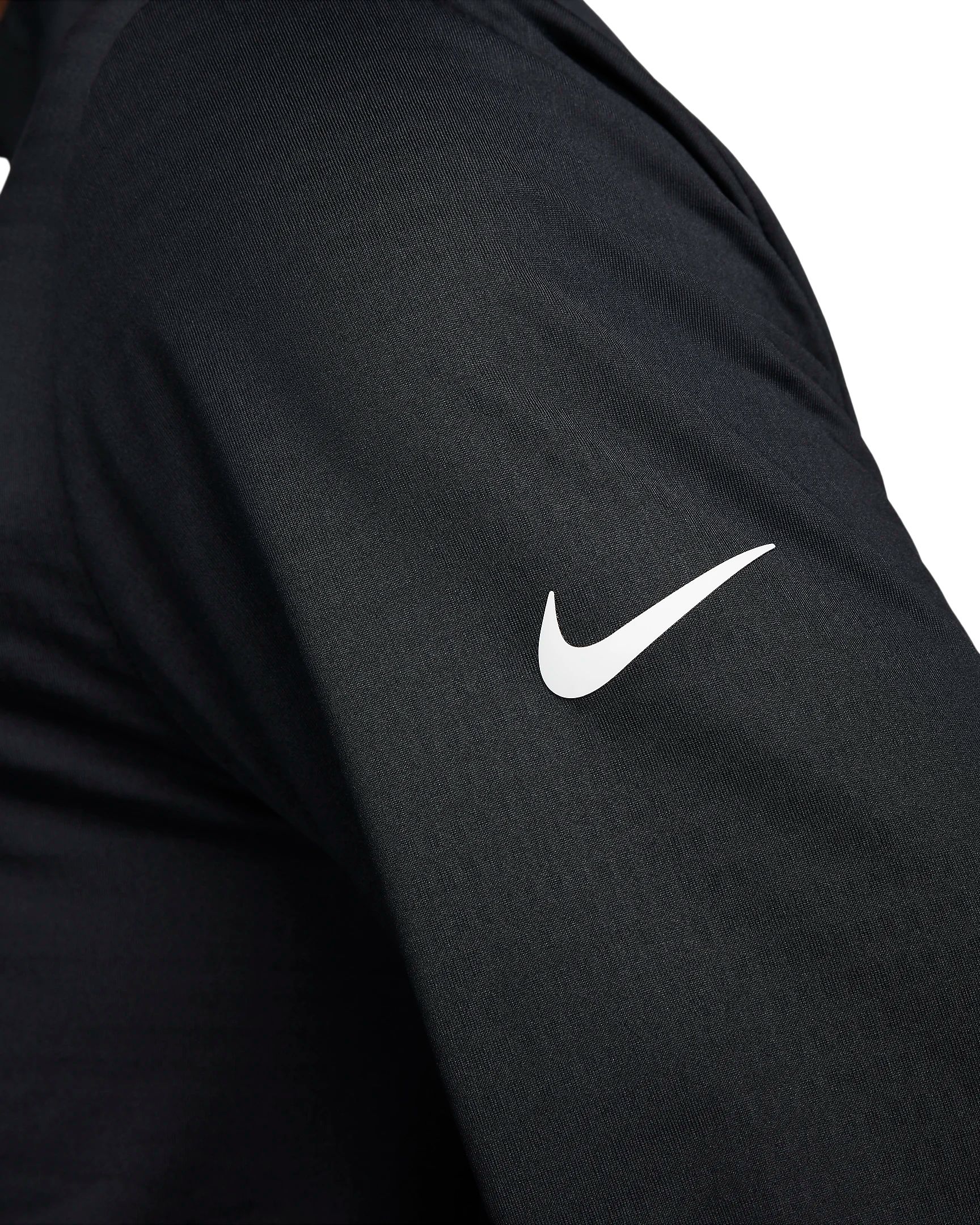 Nike Golf Men's Dri-FIT Victory+ Half Zip Long Sleeve Golf T-Shirt