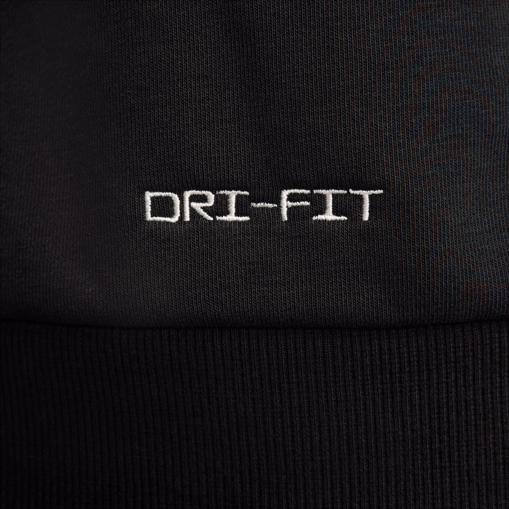 Nike Men's Standard Issue Basketball Hoodie