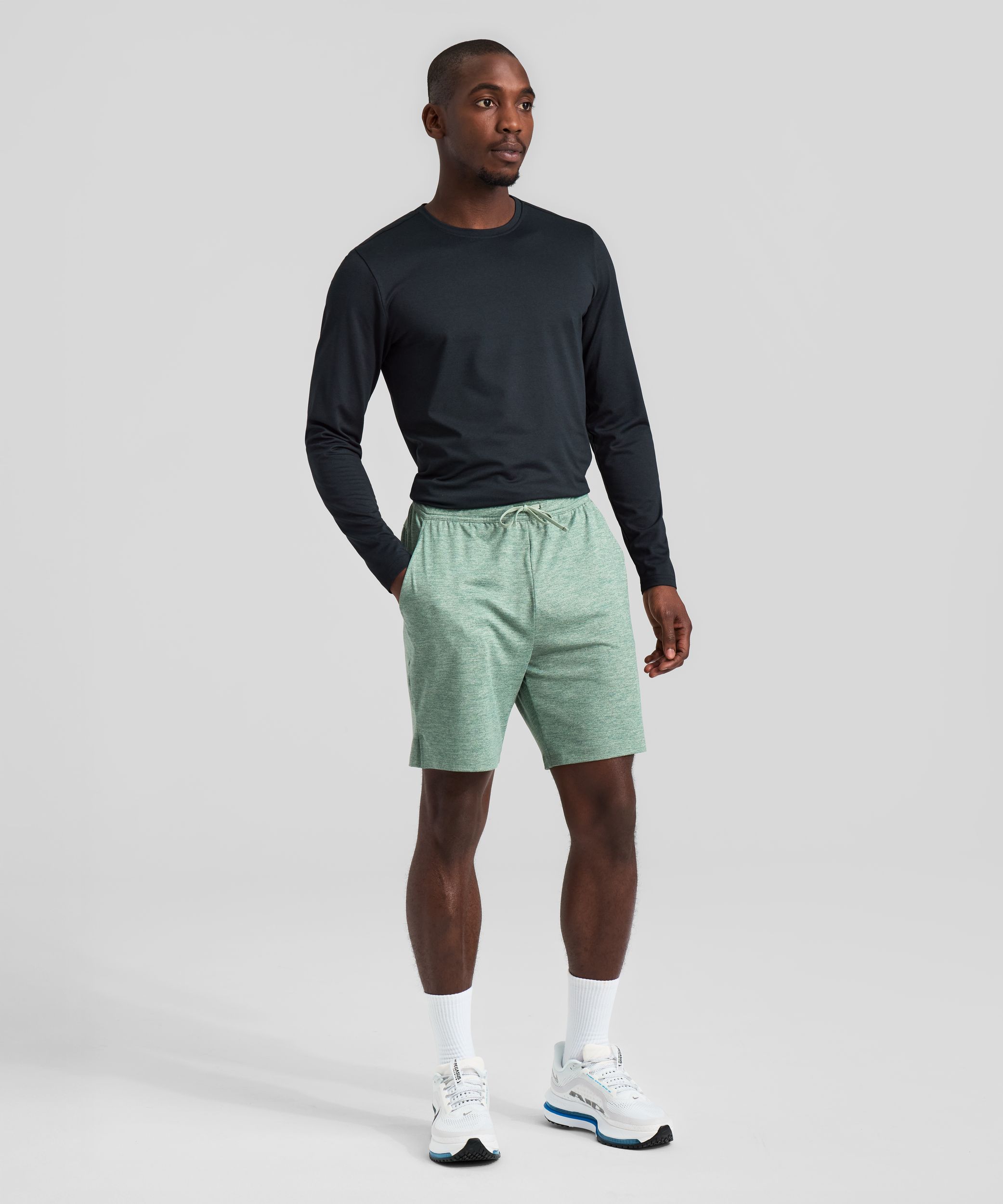 FWD Men's HIIT Knit 8 Inch Shorts