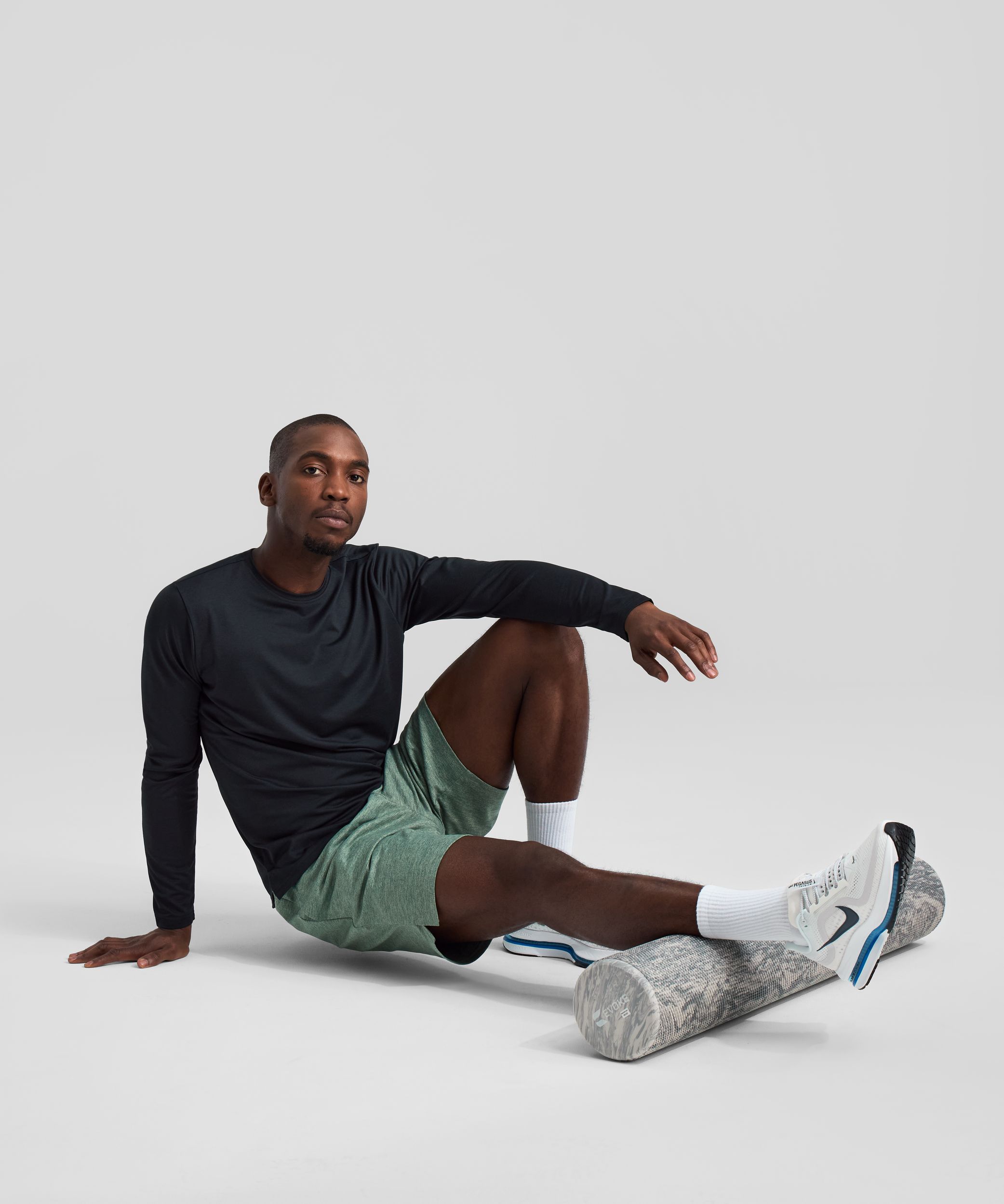 FWD Men's HIIT Knit 8 Inch Shorts