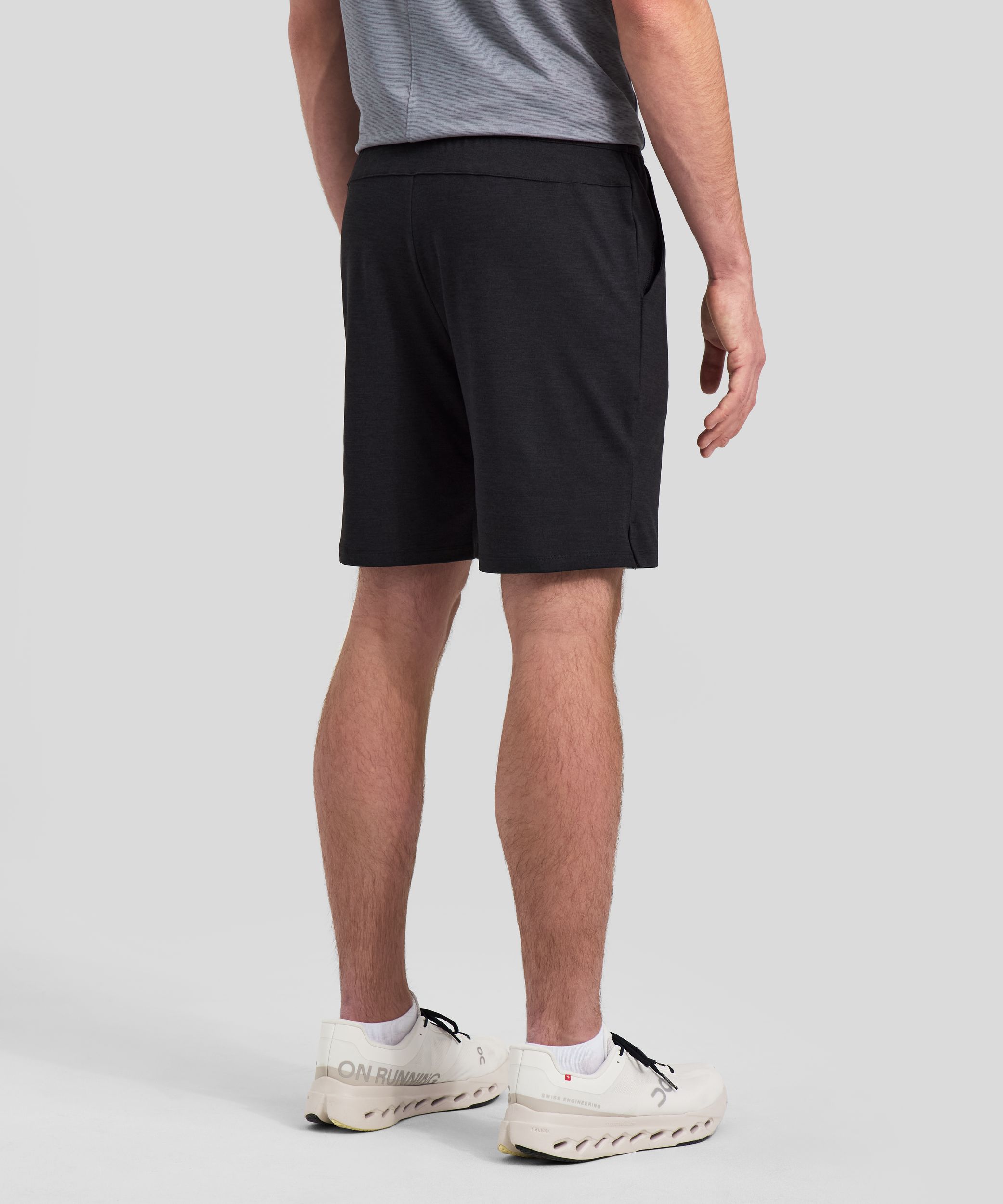 FWD Men's HIIT Knit 8 Inch Shorts