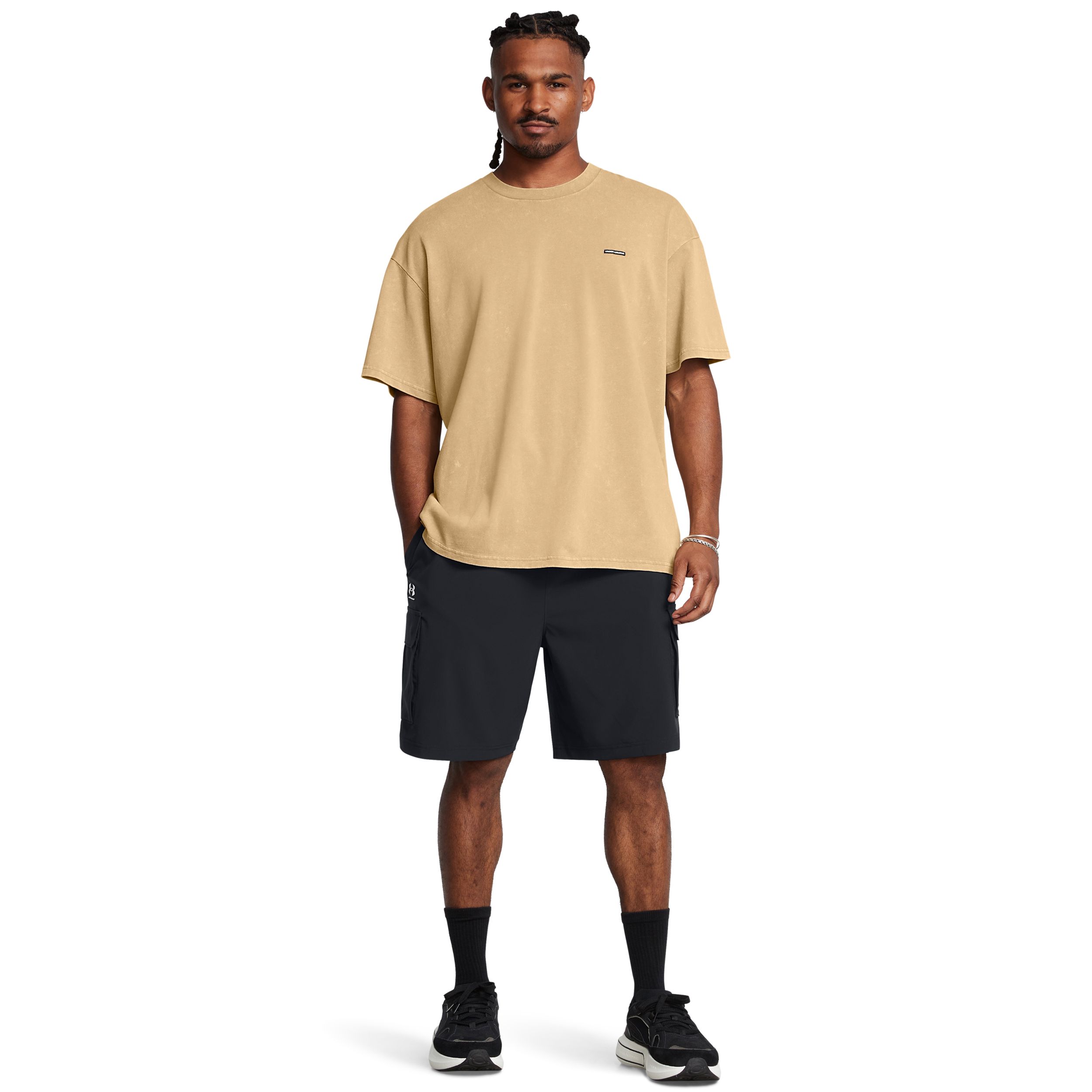 Under Armour Men's Vibe Woven Cargo Shorts