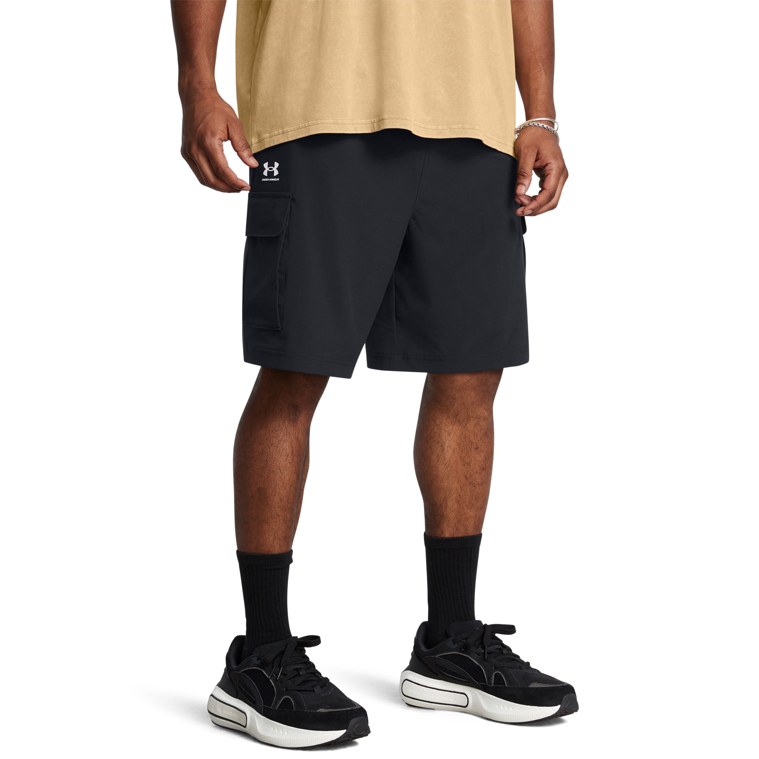 Under Armour Men's Vibe Woven Cargo Shorts