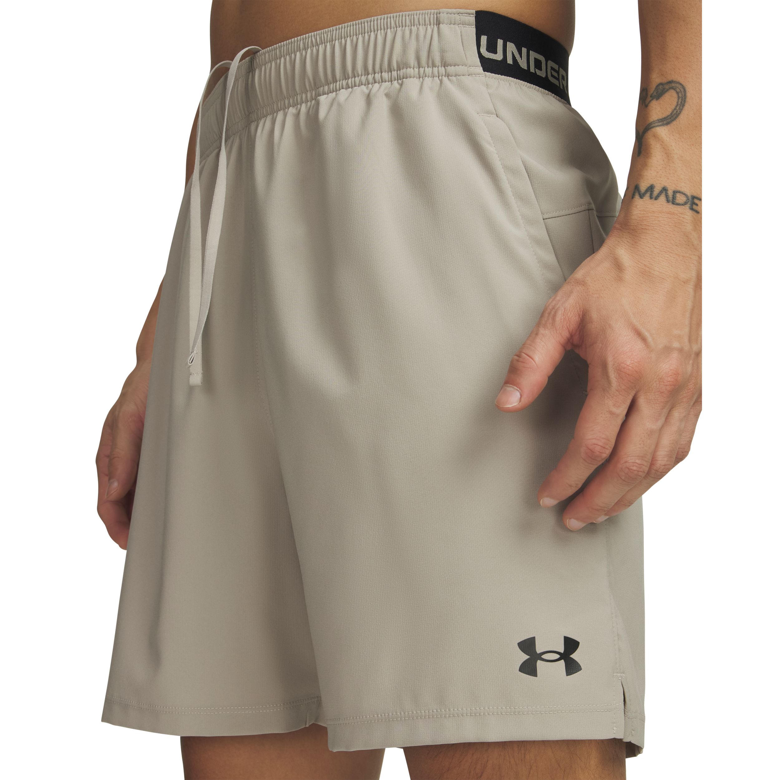 Under Armour Men's Vanish Woven 2.0 6" Lightweight Workout Shorts