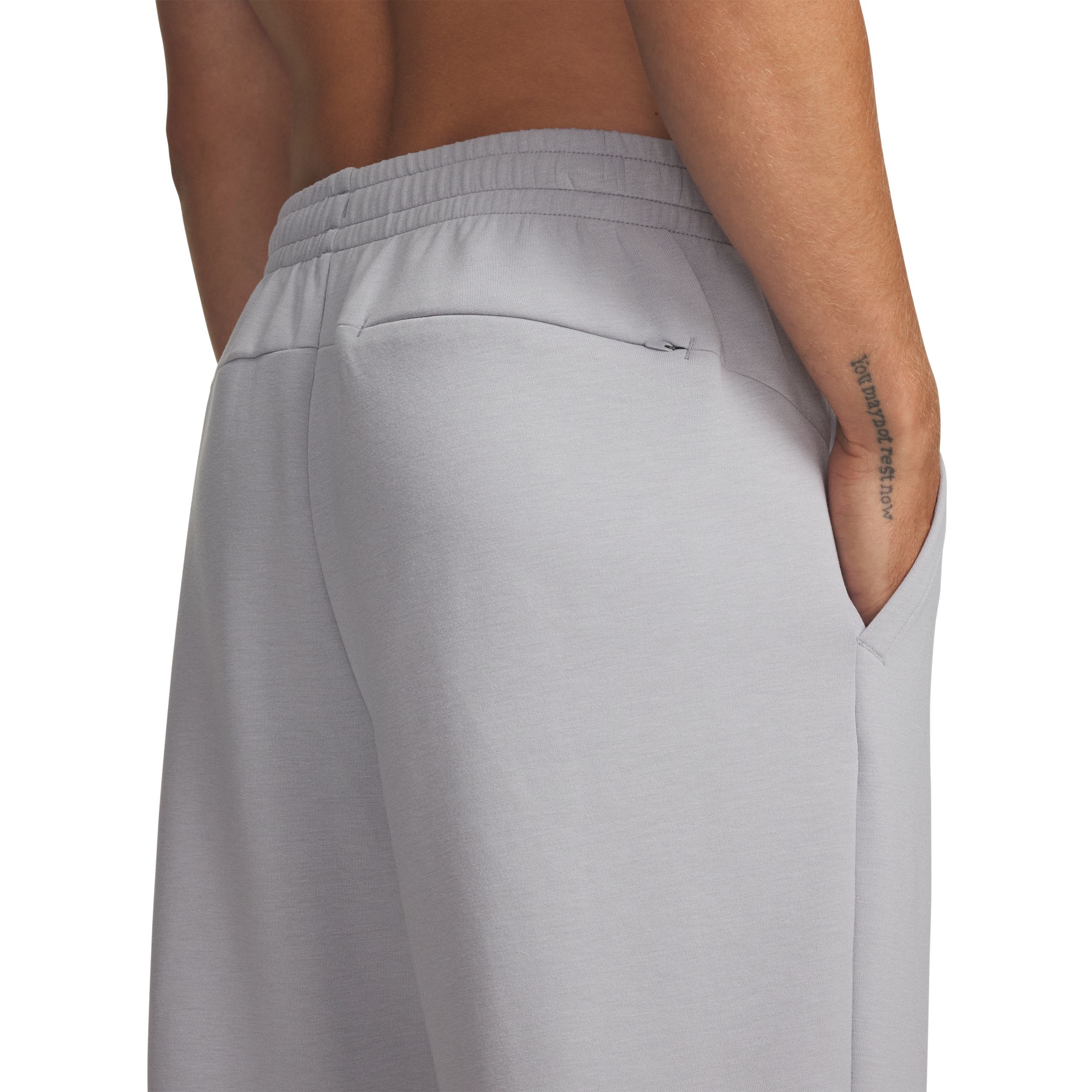 Under Armour Men's Vanish Quick-Drying Fleece Jogger Pants