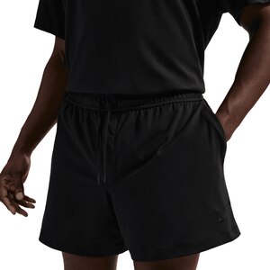Nike Men's Dri-FIT Primary Knit 7 Inch Shorts