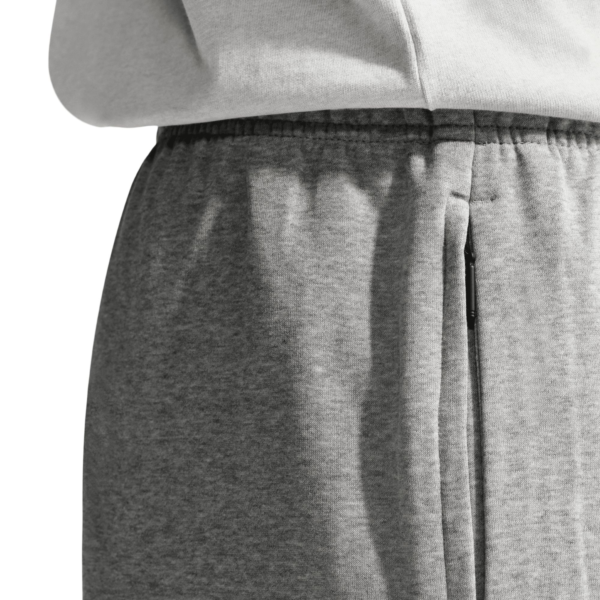 Nike Men's Standard Issue 14-Inch Athletic Shorts