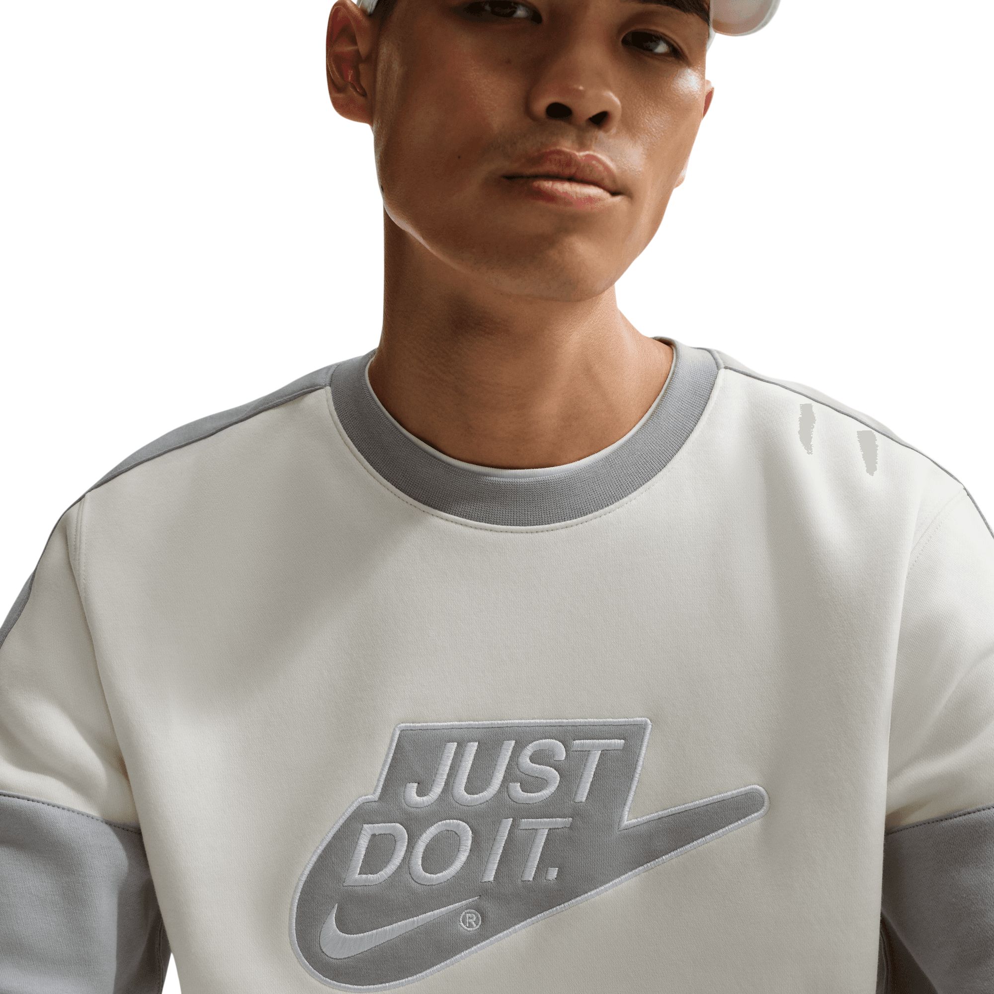 Nike Sportswear Men's Club 2.0 Just Do It Midweight Brushed Fleece Sweatshirt