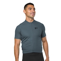 Pearl Izumi Men's Quest Short Sleeve Jersey Front_Angled_Right