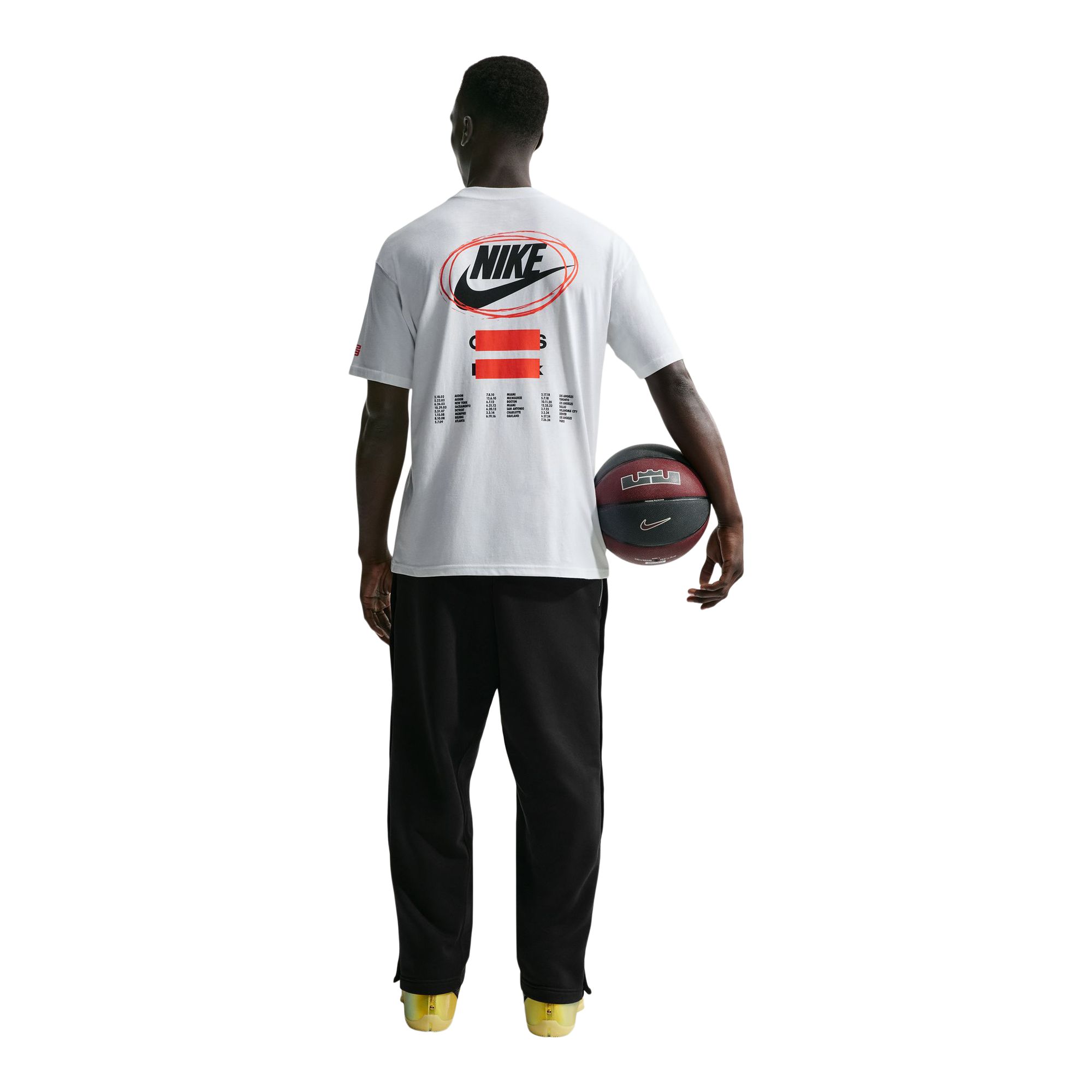 Nike Men's LeBron Shoe Bag T-Shirt