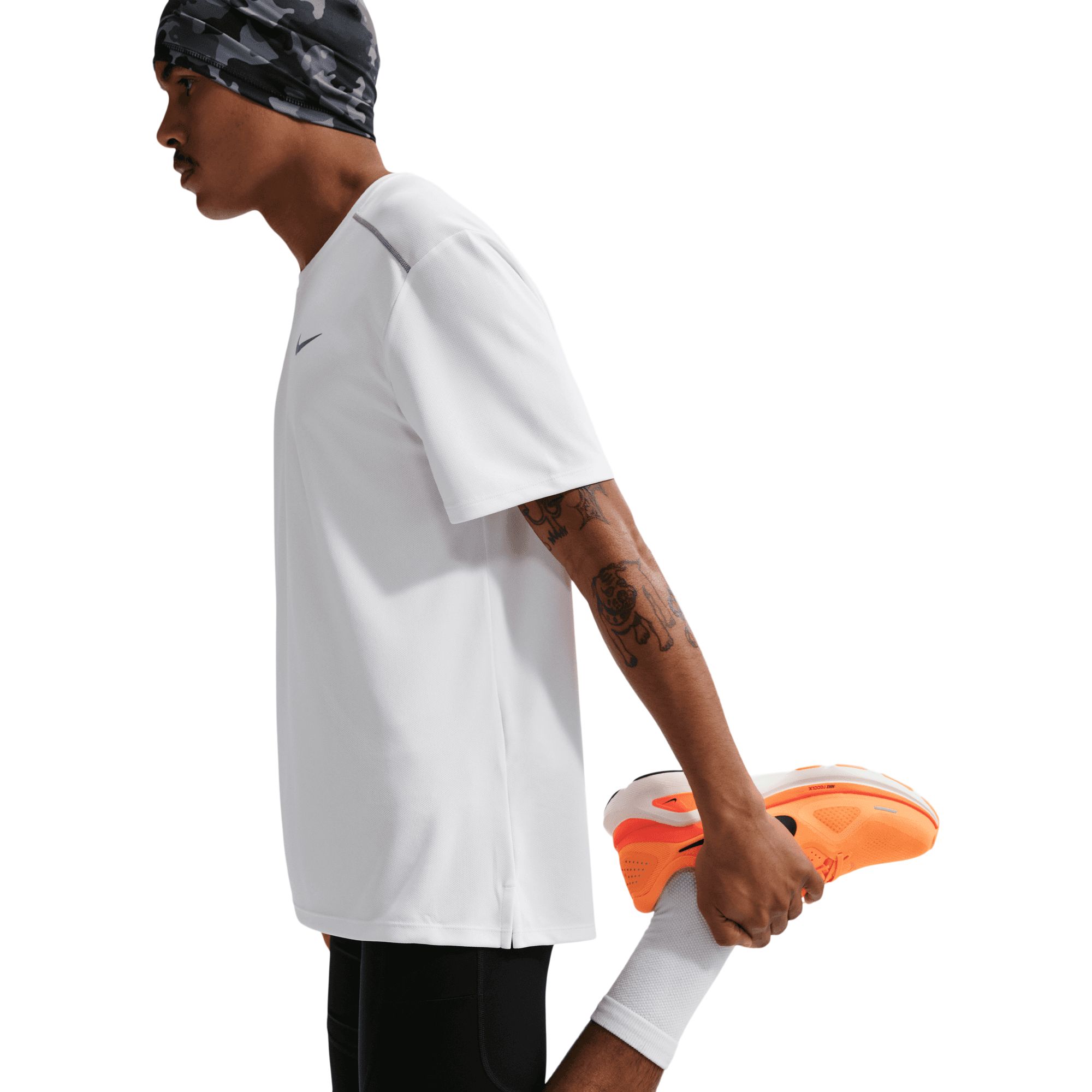 Nike Men's Dri-fit Miler 2 Lightweight Short Sleeve Workout T-shirt