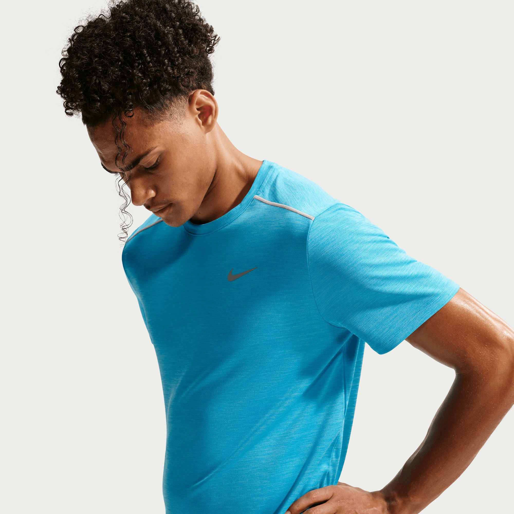 Nike Men's Dri-fit Miler 2 Lightweight Short Sleeve Workout T-shirt