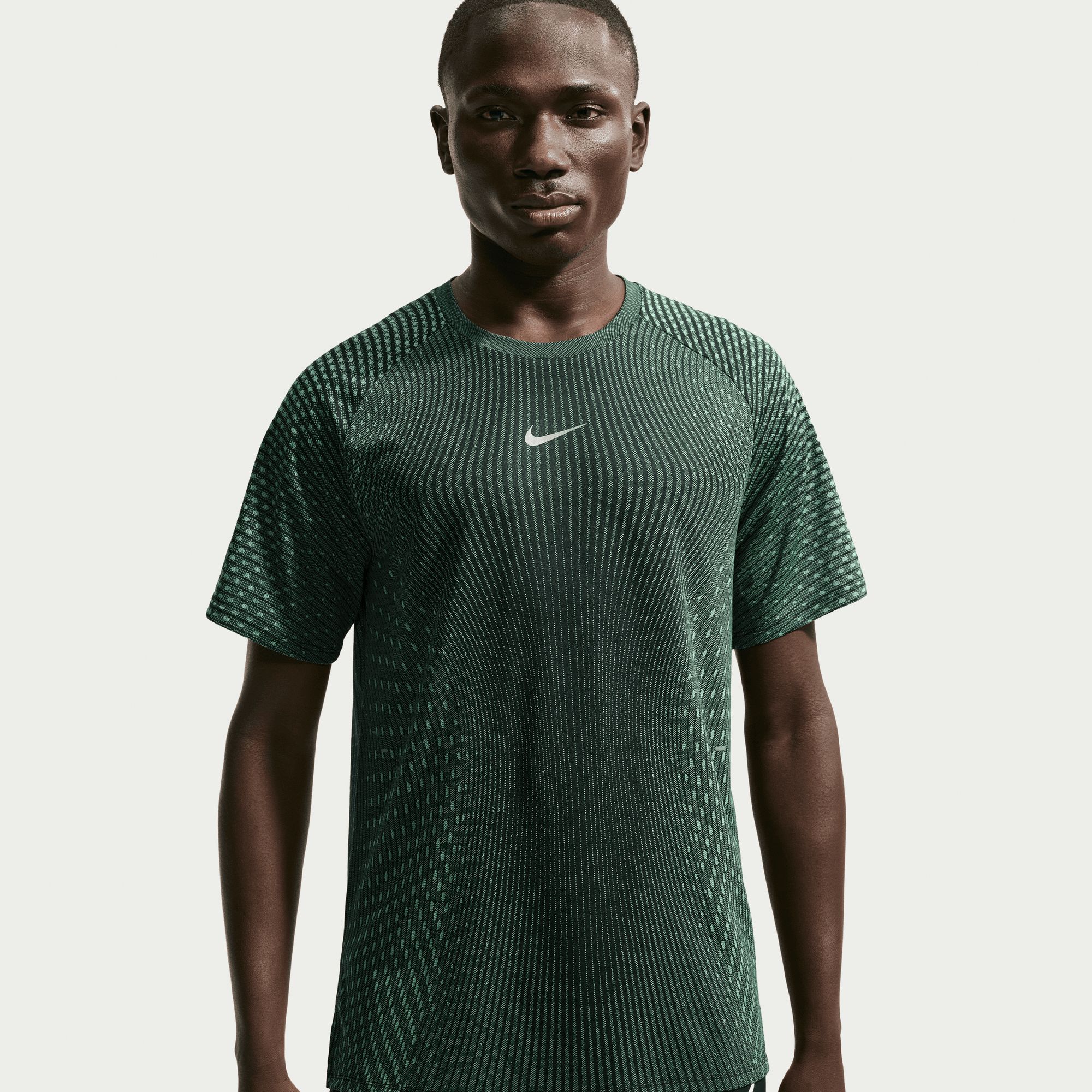 Nike Men's Stride Aero-FIT T-Shirt
