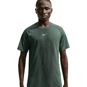 Nike Men's Stride Aero-FIT T-Shirt