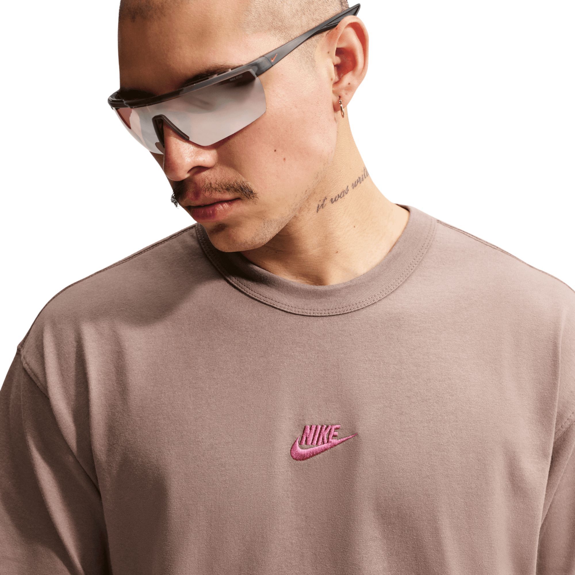 Nike Sportswear Men's Premium Essentials Sustainable T-Shirt