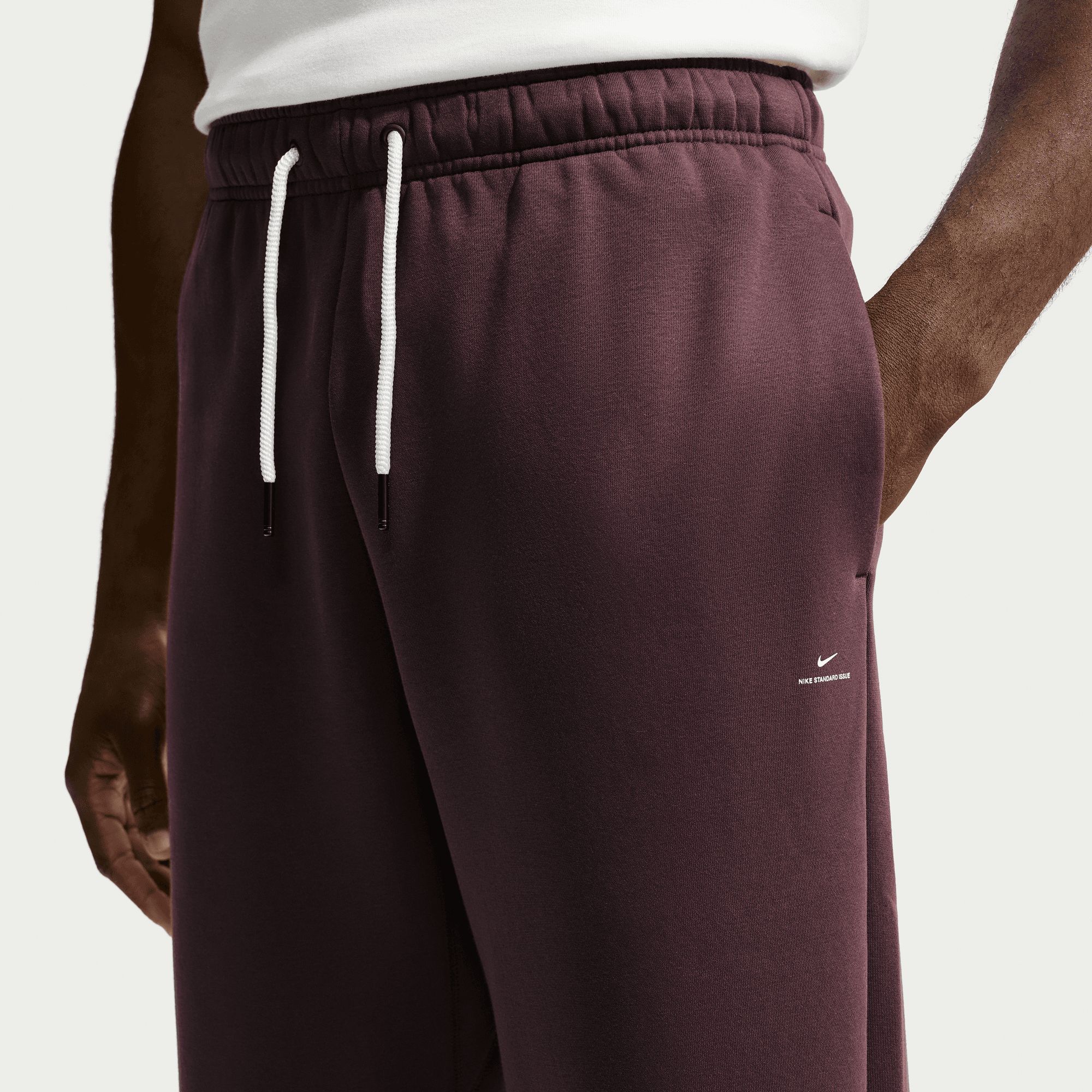 Nike Men's Standard Issue Open Hem Athletic Pants with Pockets
