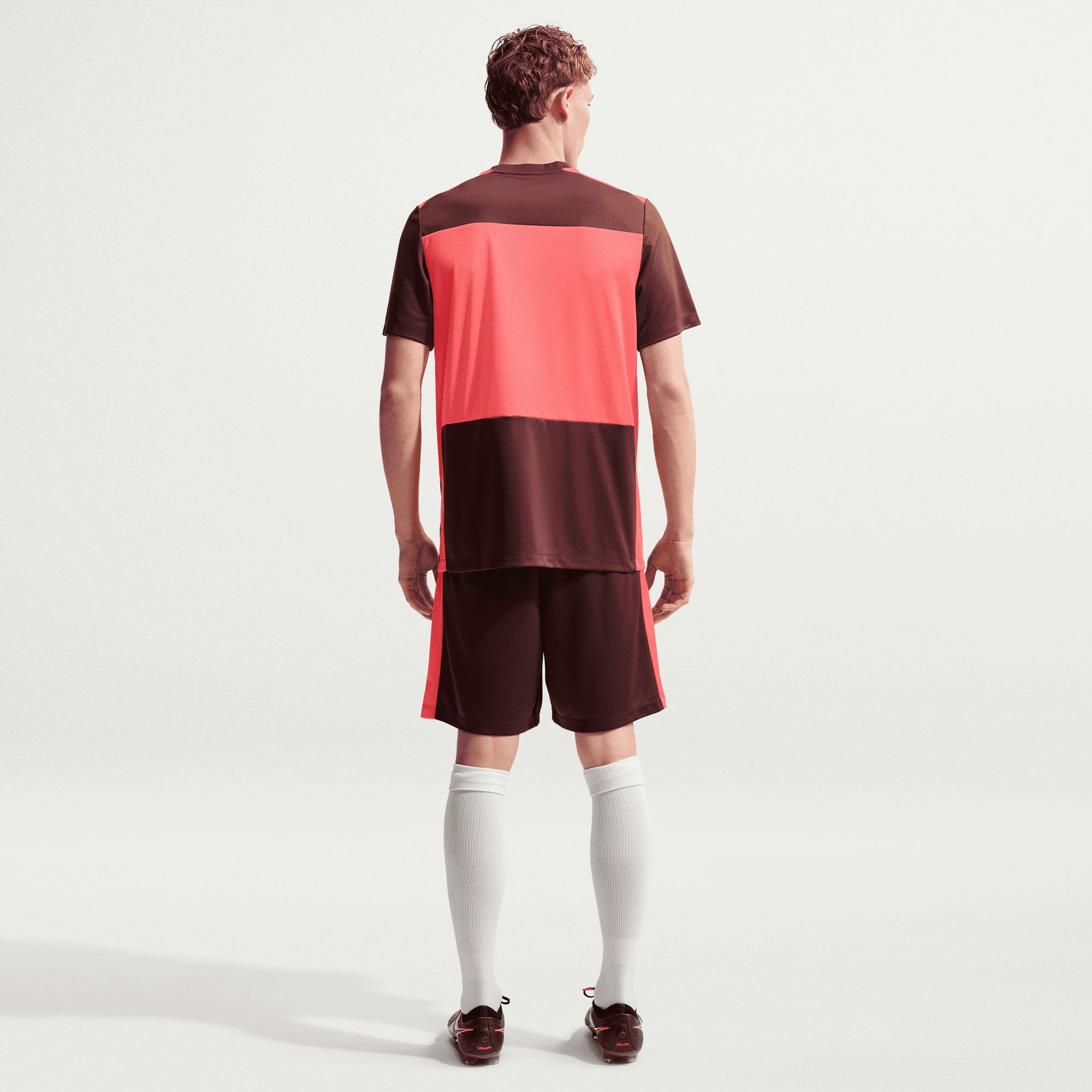 Nike Men's Dri-FIT Academy+ Soccer Short Sleeve T-Shirt