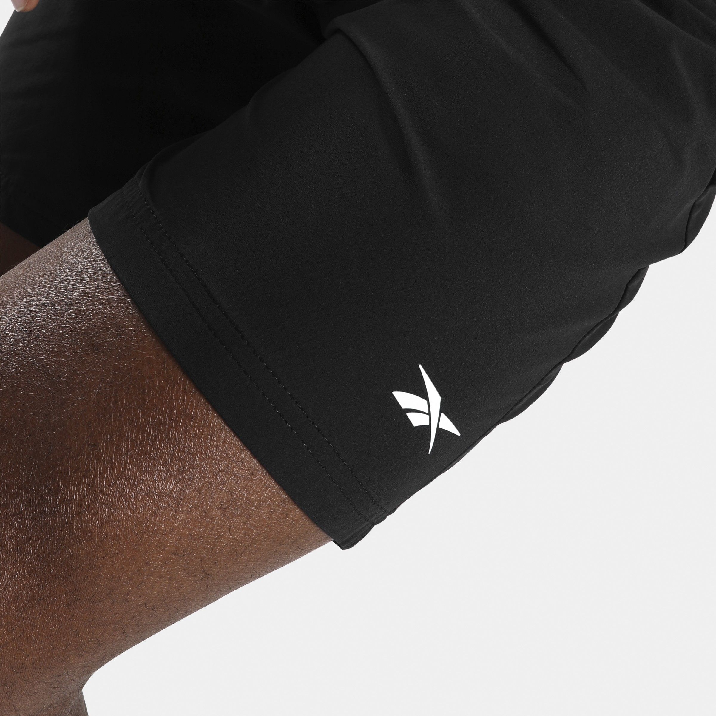 Reebok Men's Training 7 Inch Woven Shorts