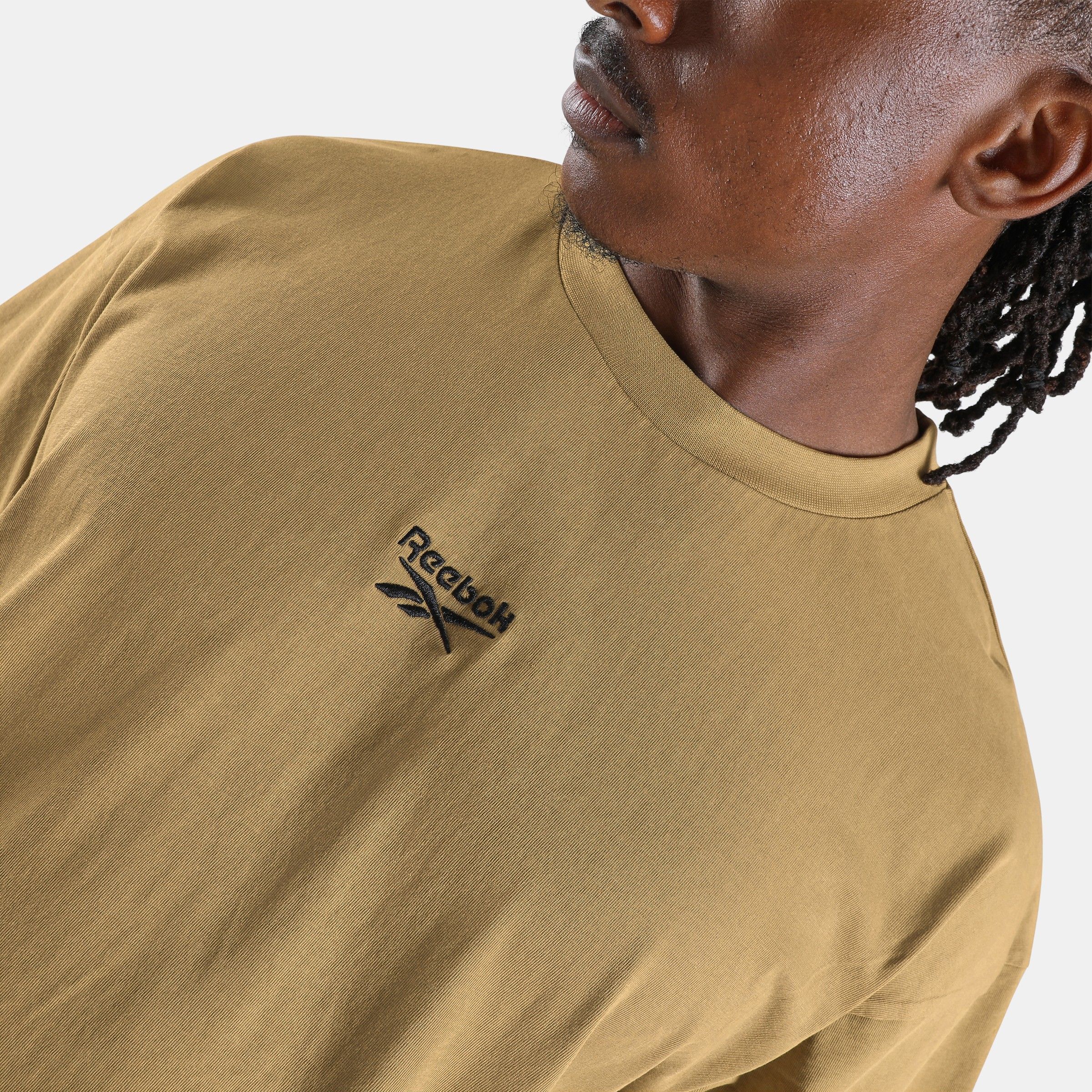 Reebok Men's Washed Oversized Garment-Washed Casual T-shirt