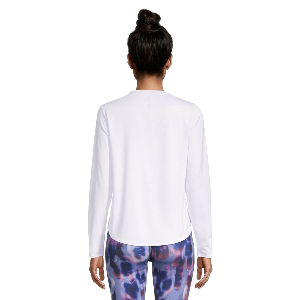 New Balance Women's Run Accelerate Long Sleeve Running Shirt, Relaxed Fit, Quick Dry