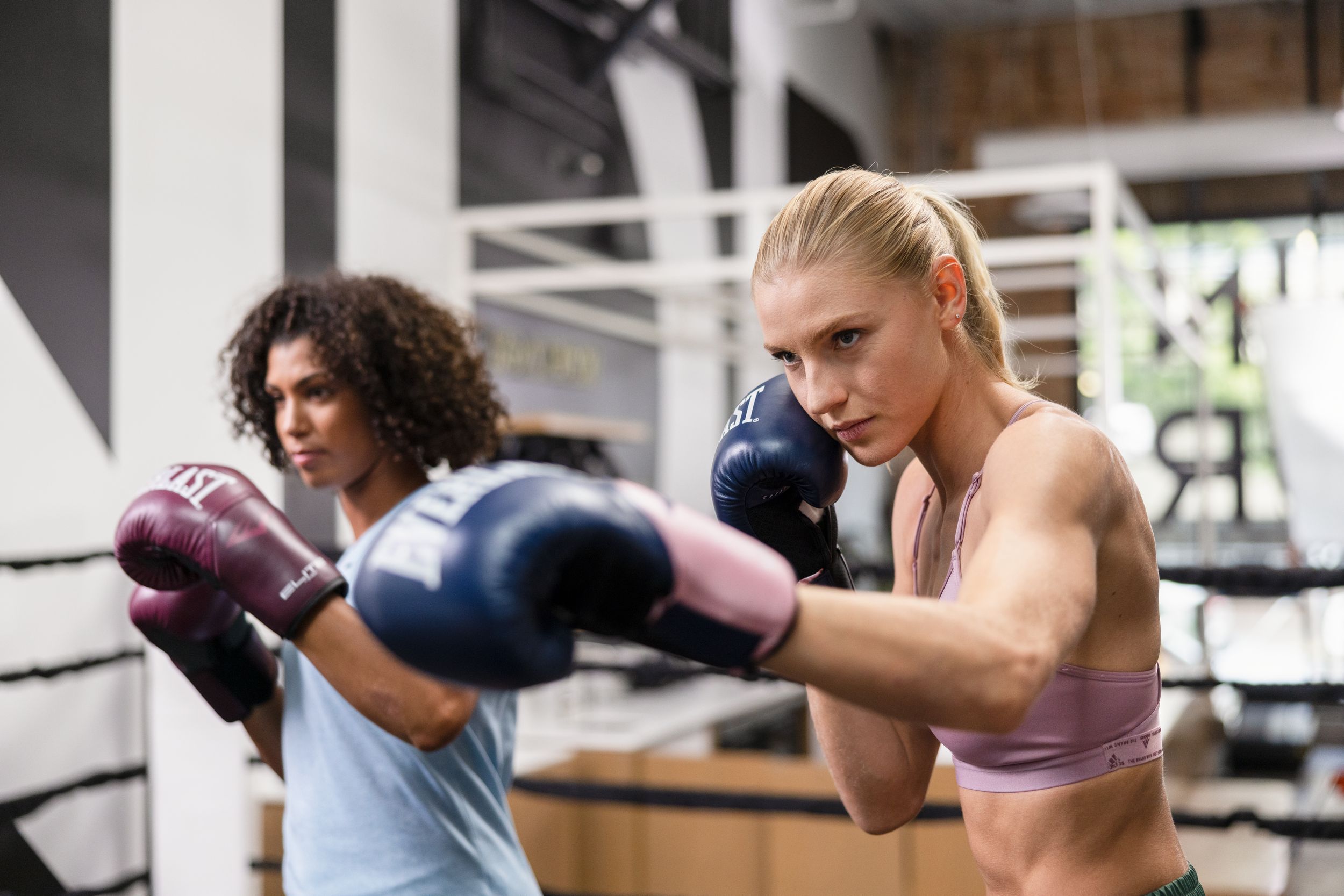 Sport chek boxing store gloves