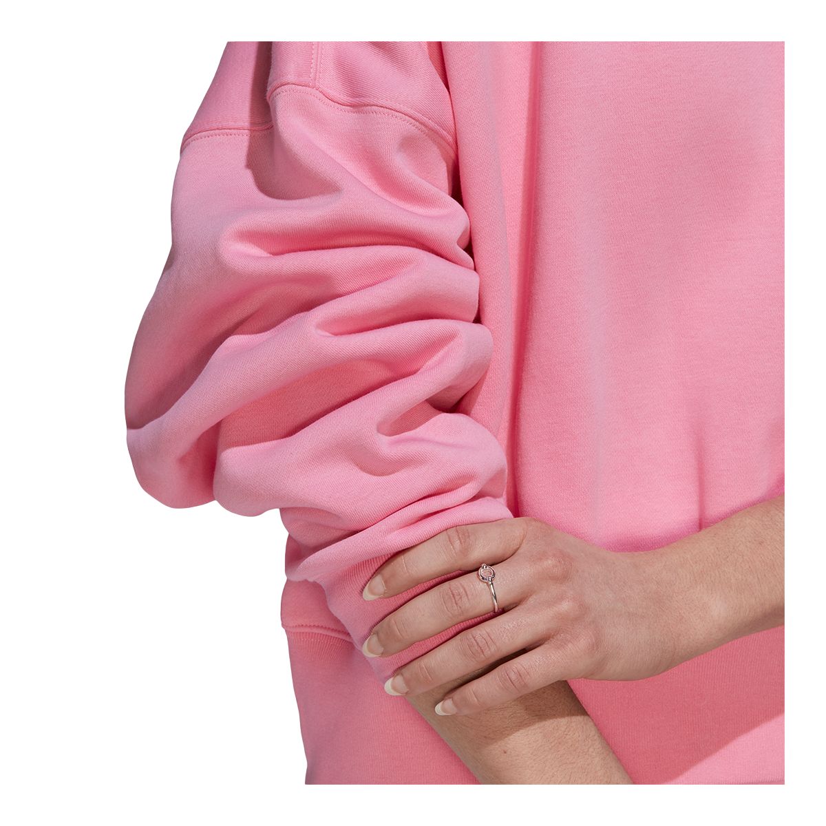 adidas Originals Women's Crewneck Sweatshirt, Relaxed Fit