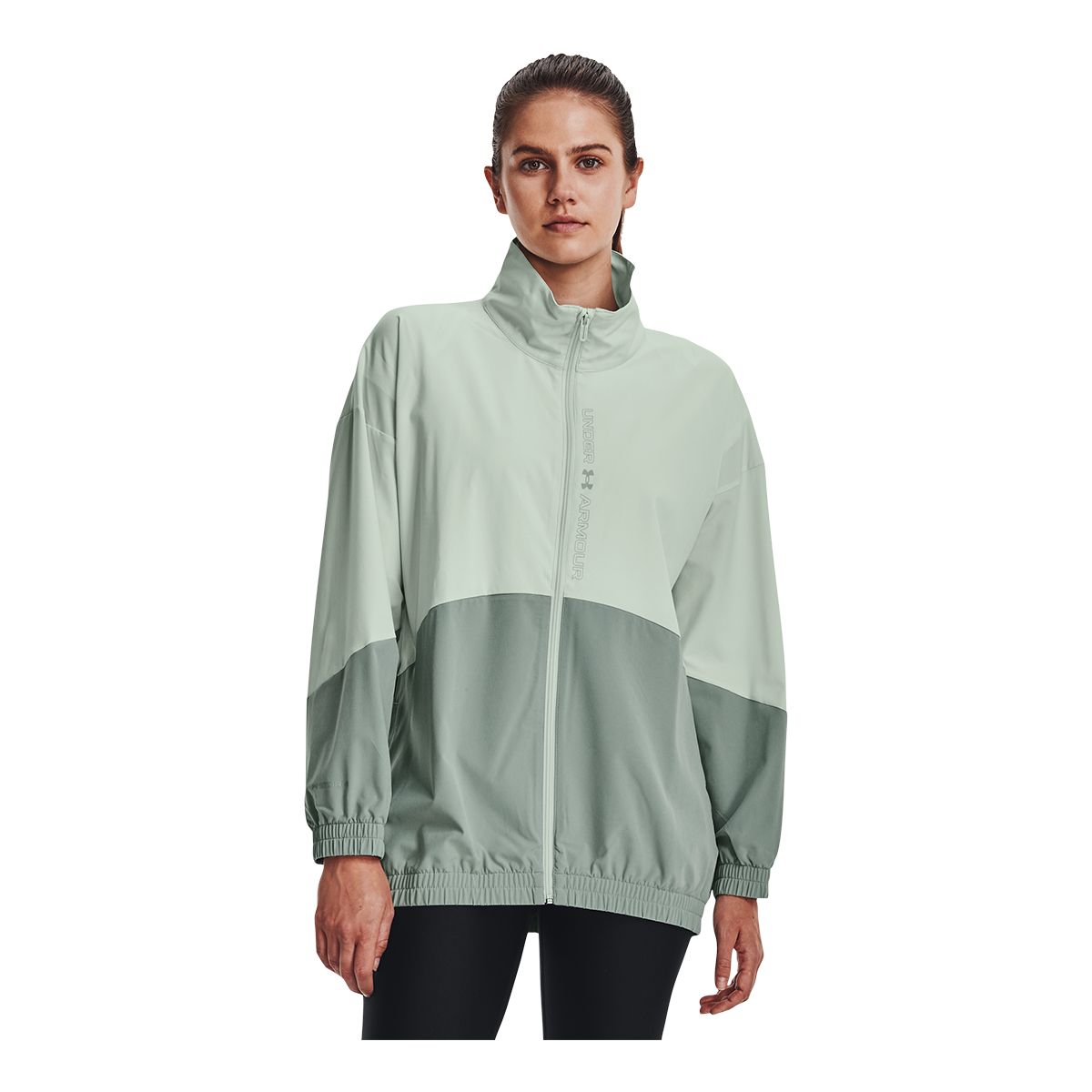Under Armour Women's Woven Oversized Jacket